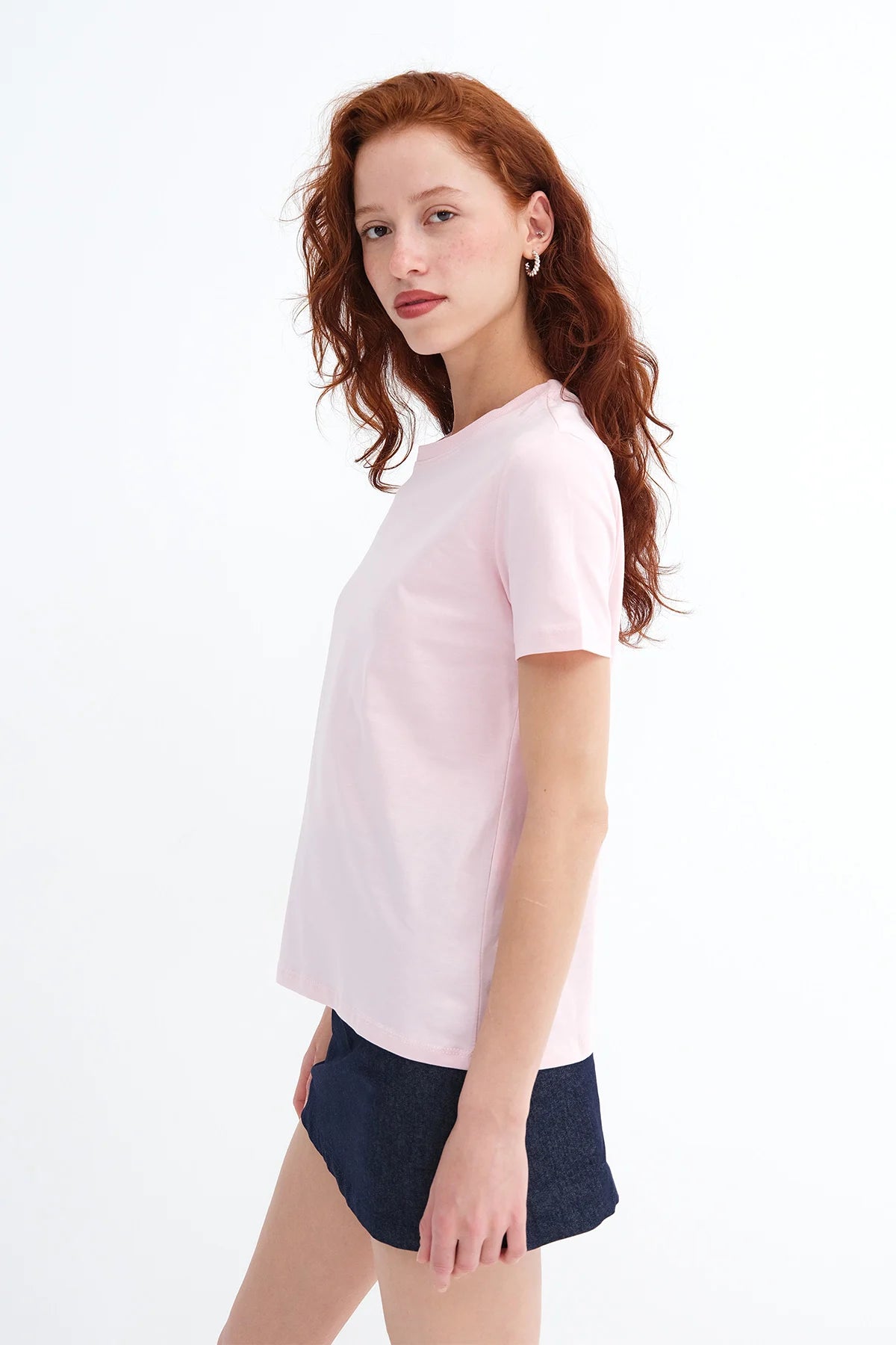 Pink_Crew-Neck-Basic-T-shirt-addax
