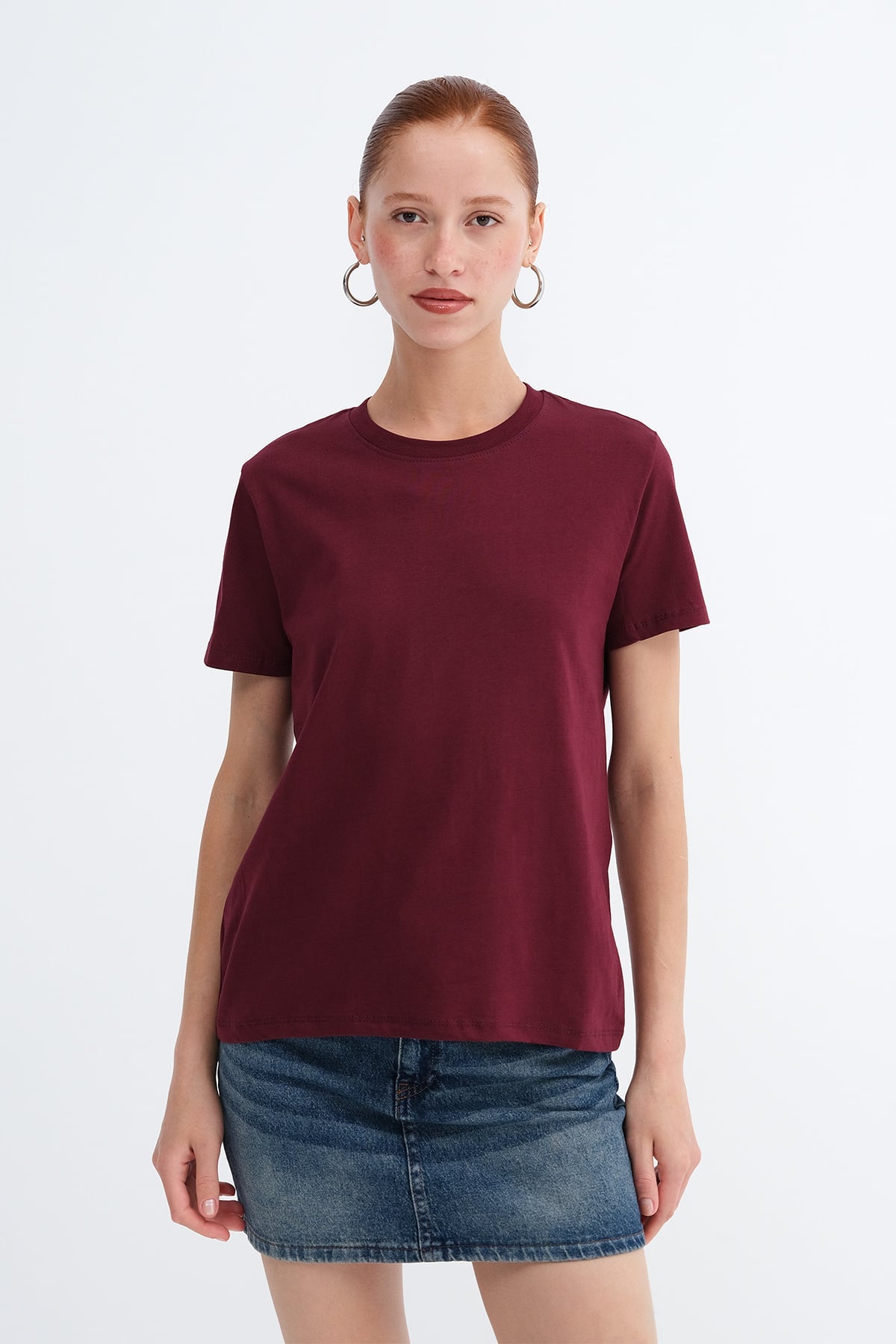 Burgundy_Crew-Neck-Basic-T-shirt-addax