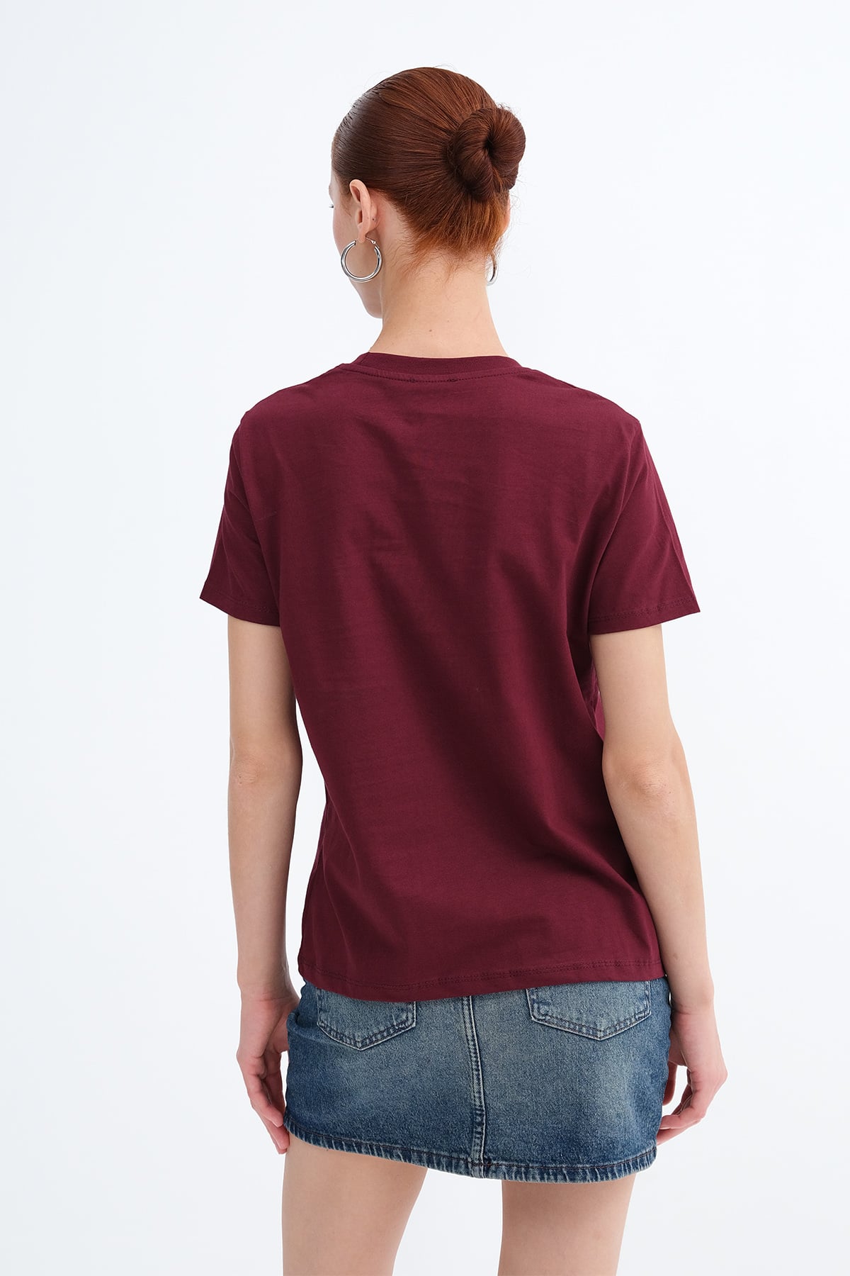 Burgundy_Crew-Neck-Basic-T-shirt-addax