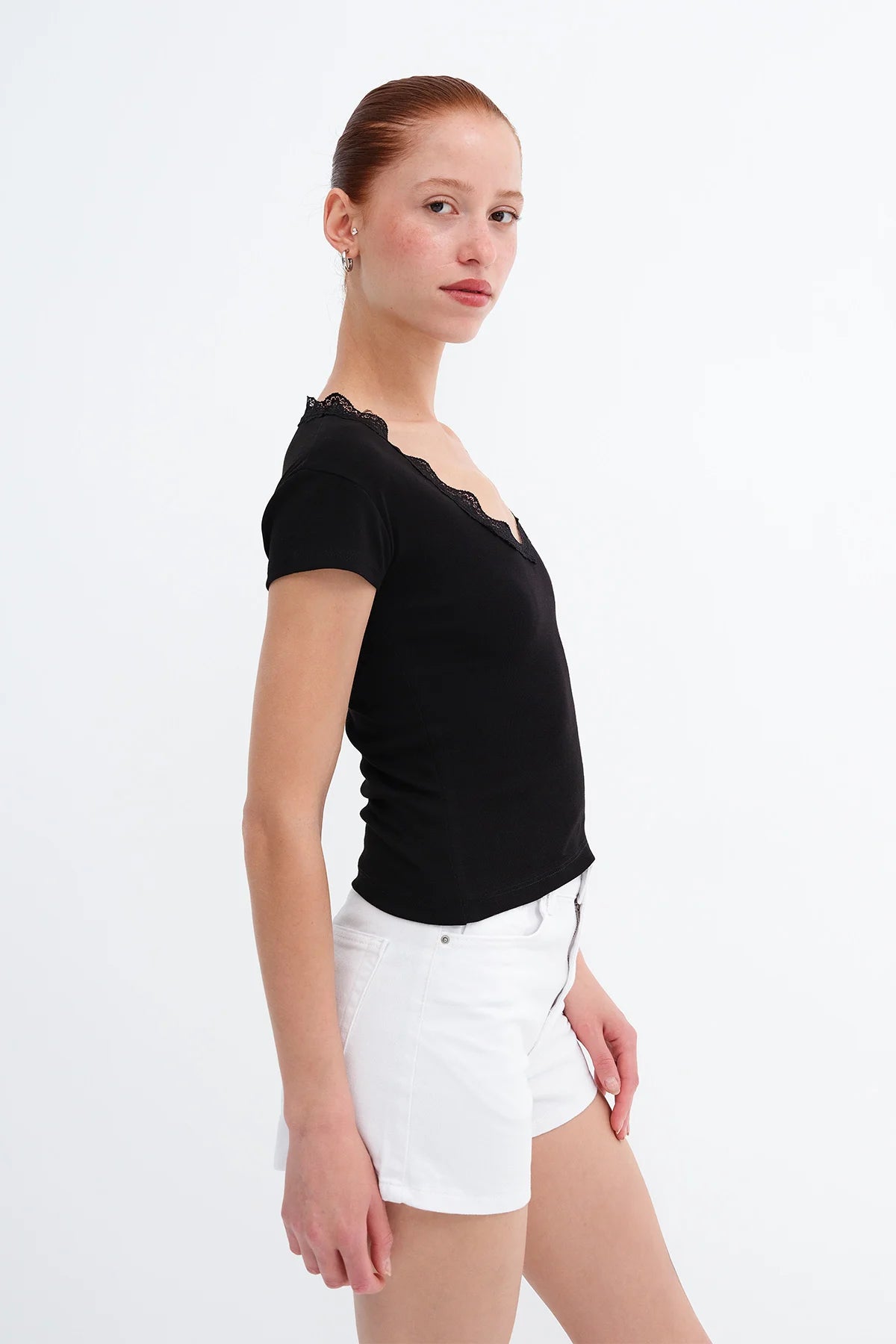 Black_Lace-Detail-T-shirt-addax