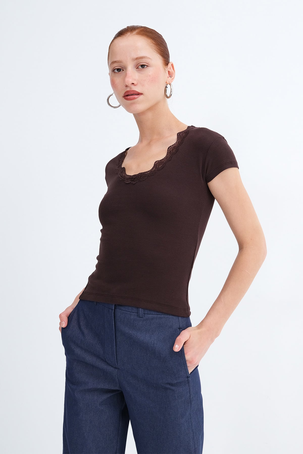 Brown_Lace-Detail-T-shirt-addax