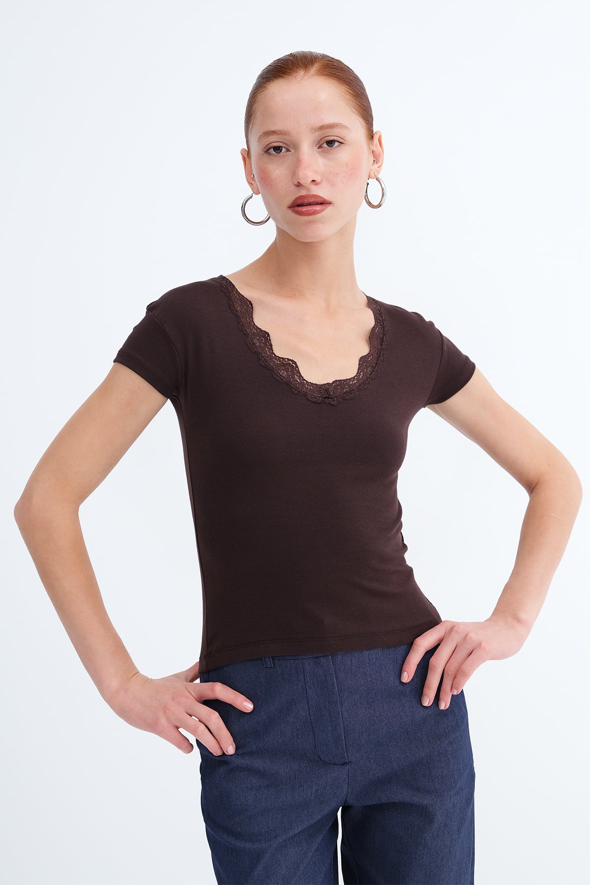 Brown_Lace-Detail-T-shirt-addax