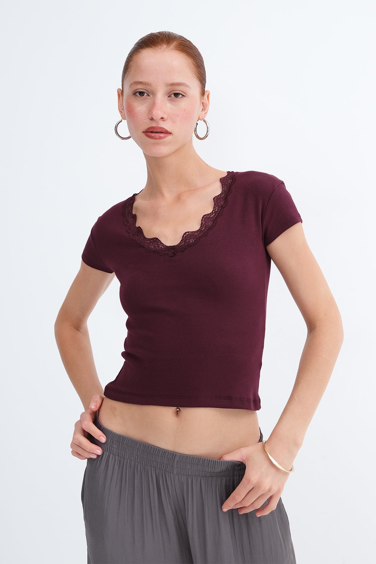 Burgundy_Lace-Detail-T-shirt-addax