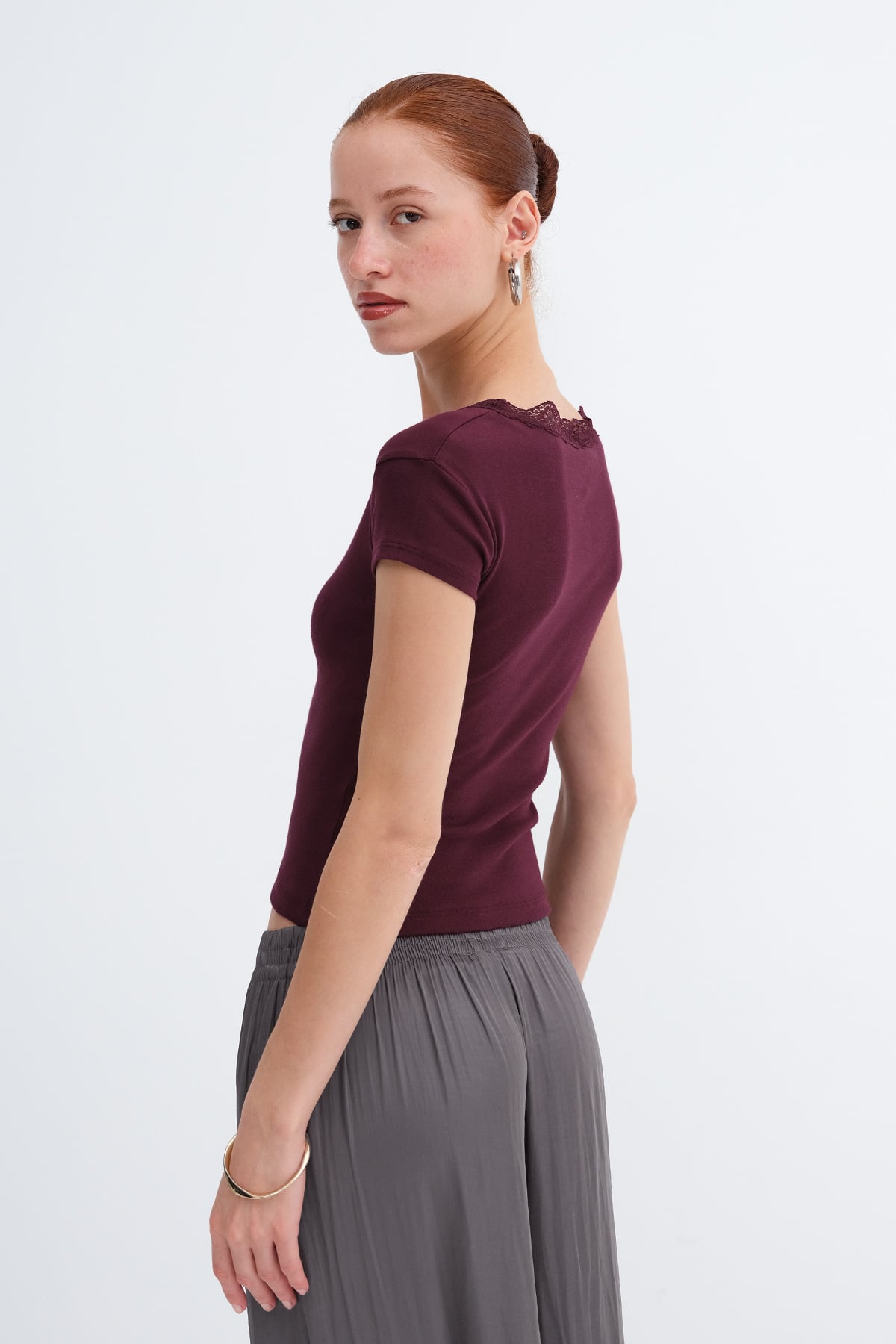 Burgundy_Lace-Detail-T-shirt-addax