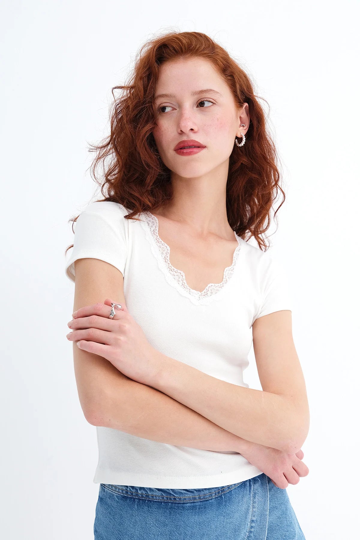 Ecru_Lace-Detail-T-shirt-addax