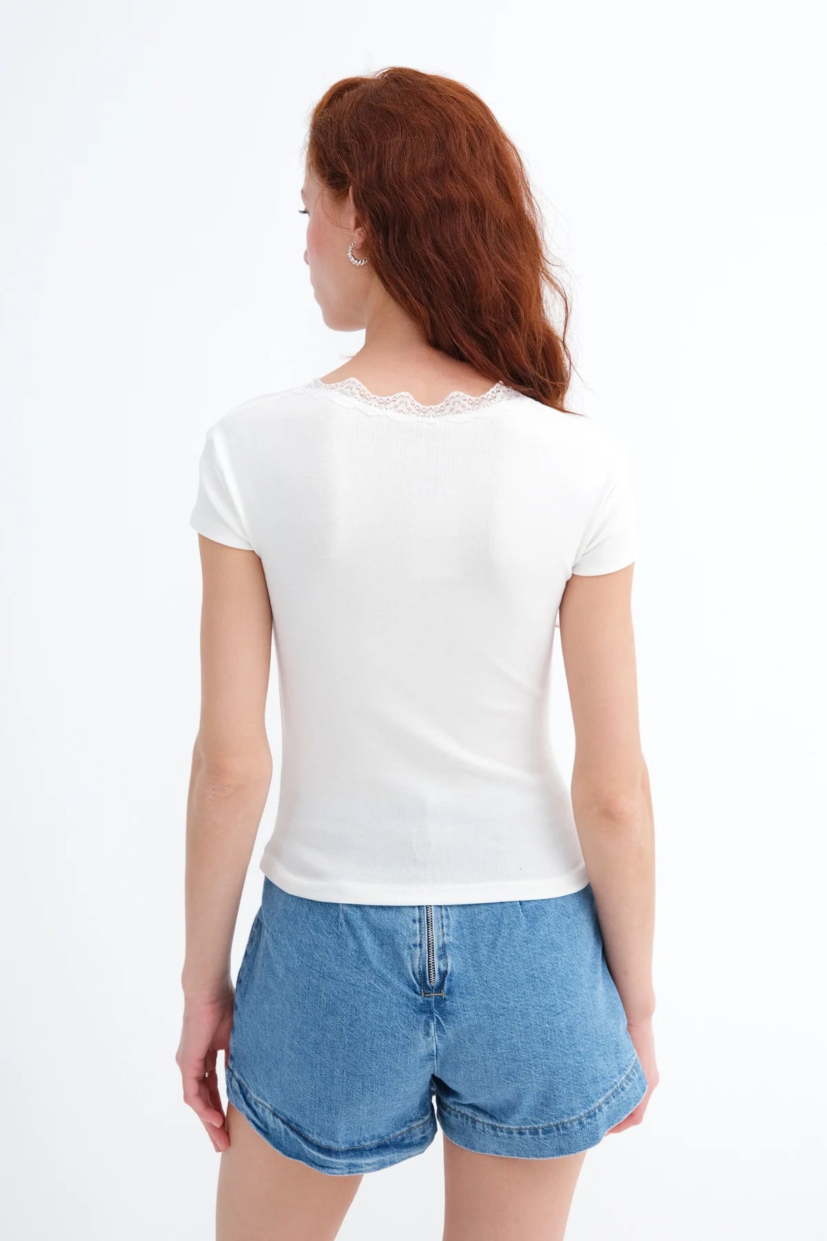 Ecru_Lace-Detail-T-shirt-addax