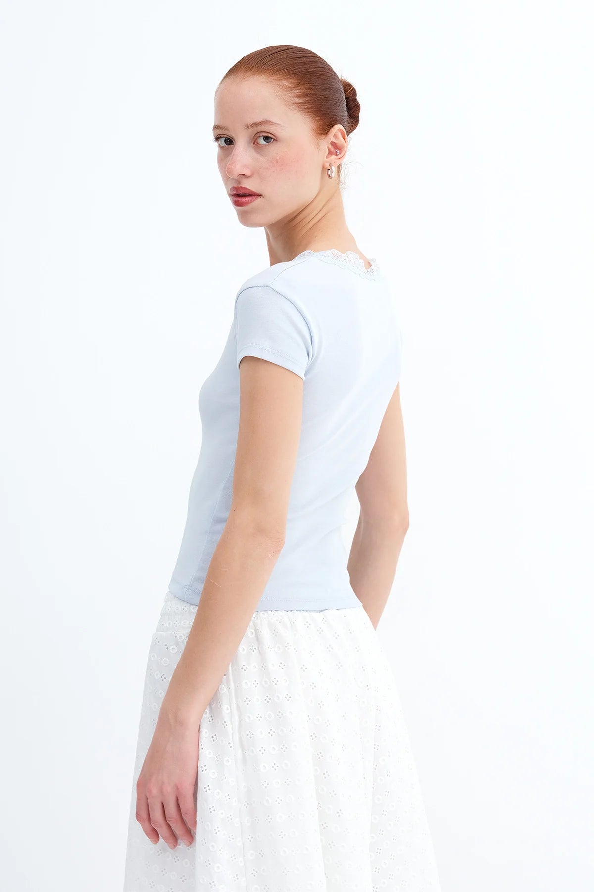 Baby-Blue_Lace-Detail-T-shirt-addax