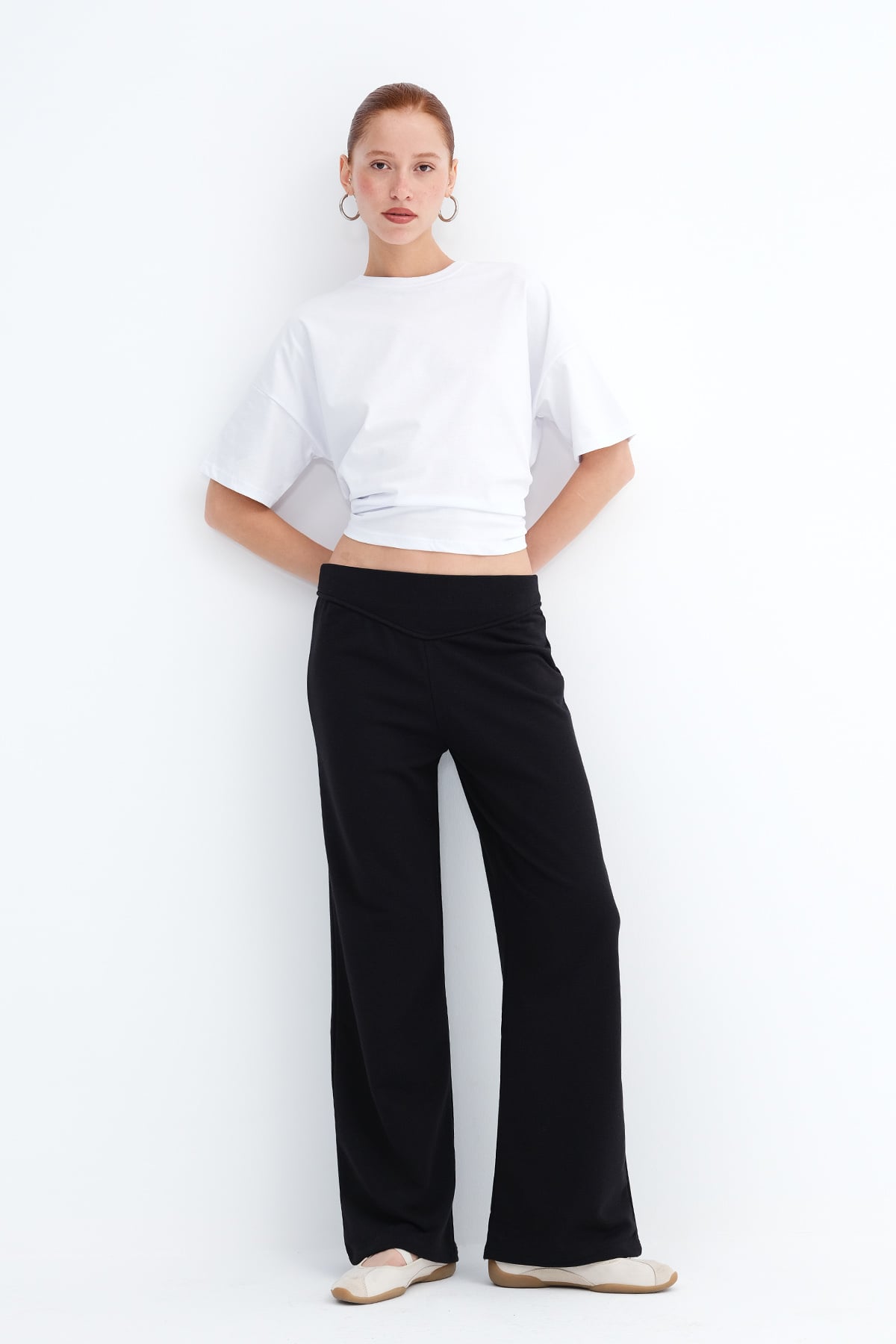 Black_Elastic-Waist-Sweatpants-addax