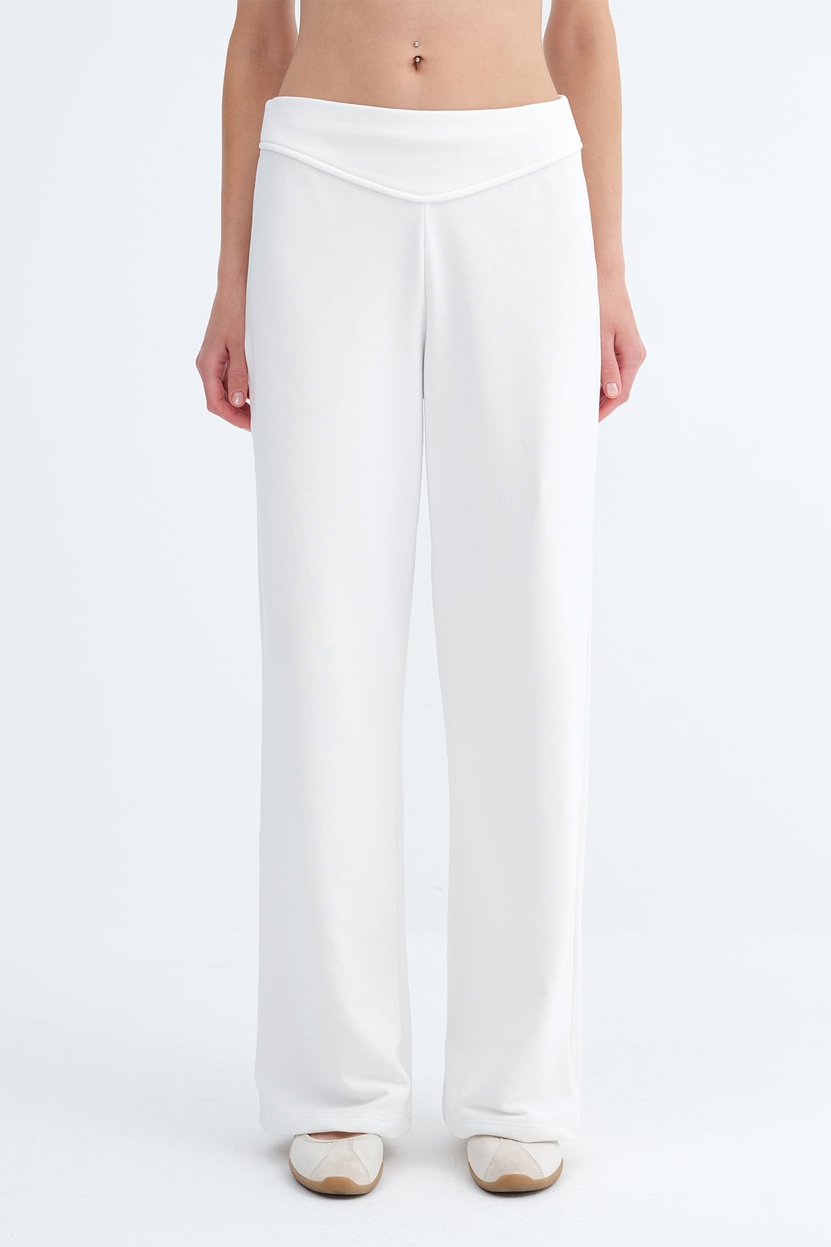 Ecru_Elastic-Waist-Sweatpants-addax