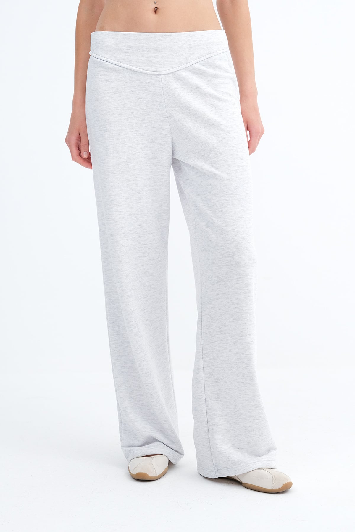 Snow-Melange_Elastic-Waist-Sweatpants-addax