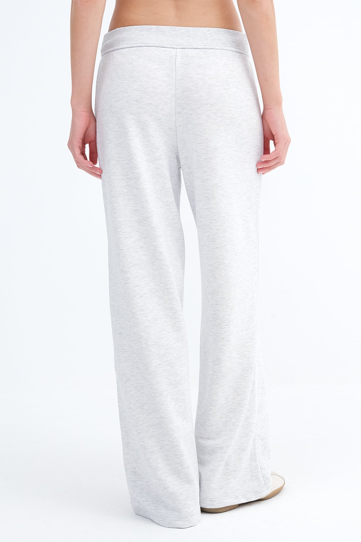 Snow-Melange_Elastic-Waist-Sweatpants-addax
