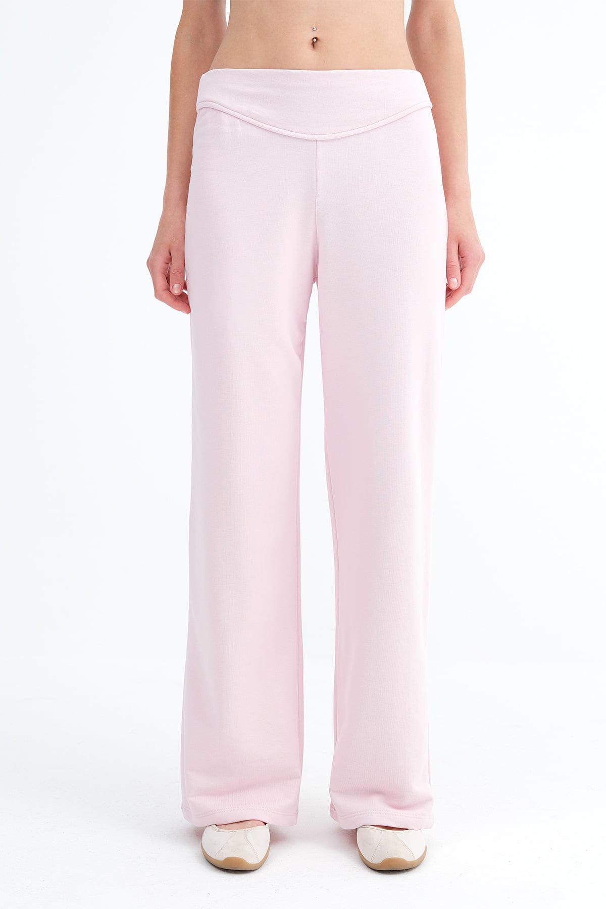 Lotus_Elastic-Waist-Sweatpants-addax