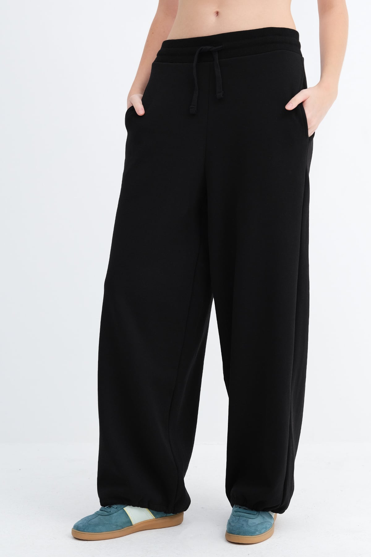 Black_Elasticated-Hem-Fleece-Joggers-addax