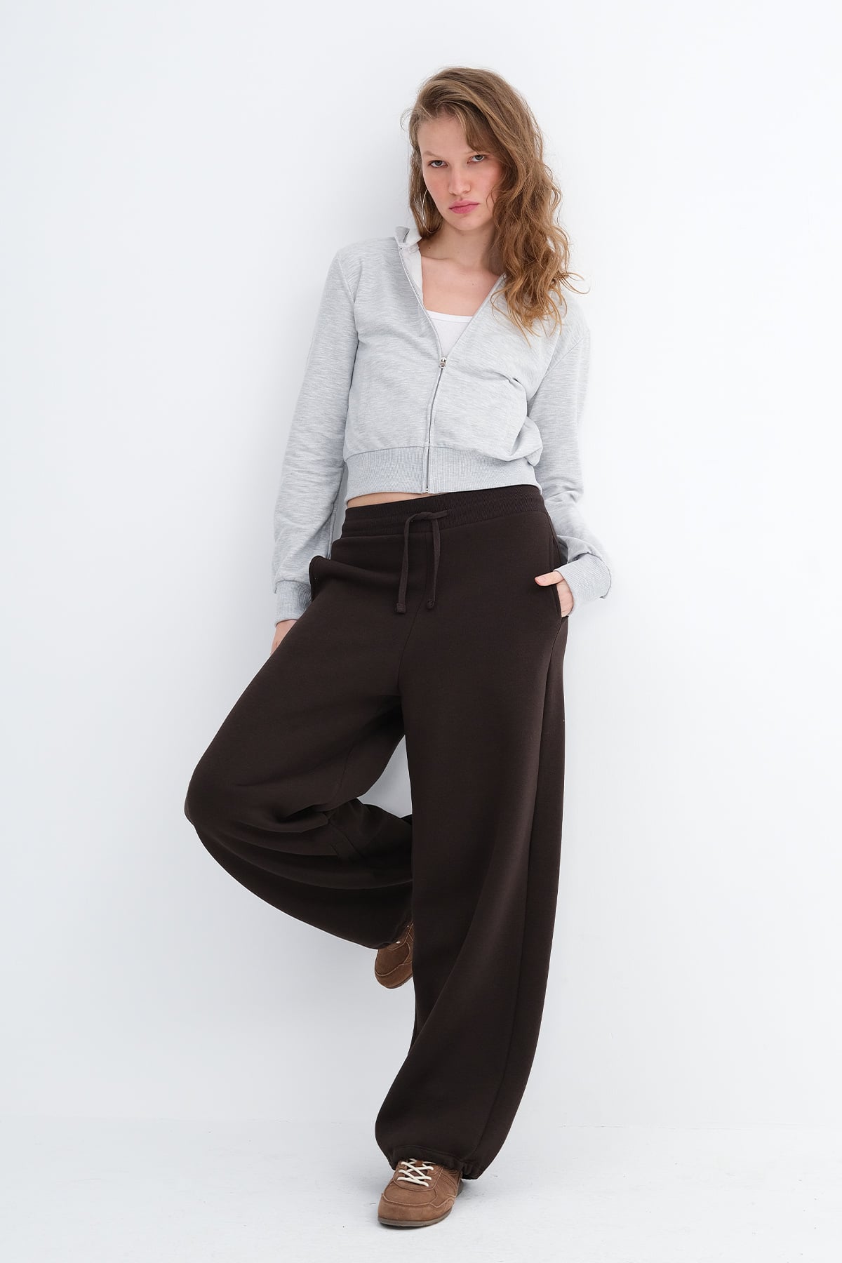 Bitter-Coffee_Elasticated-Hem-Fleece-Joggers-addax
