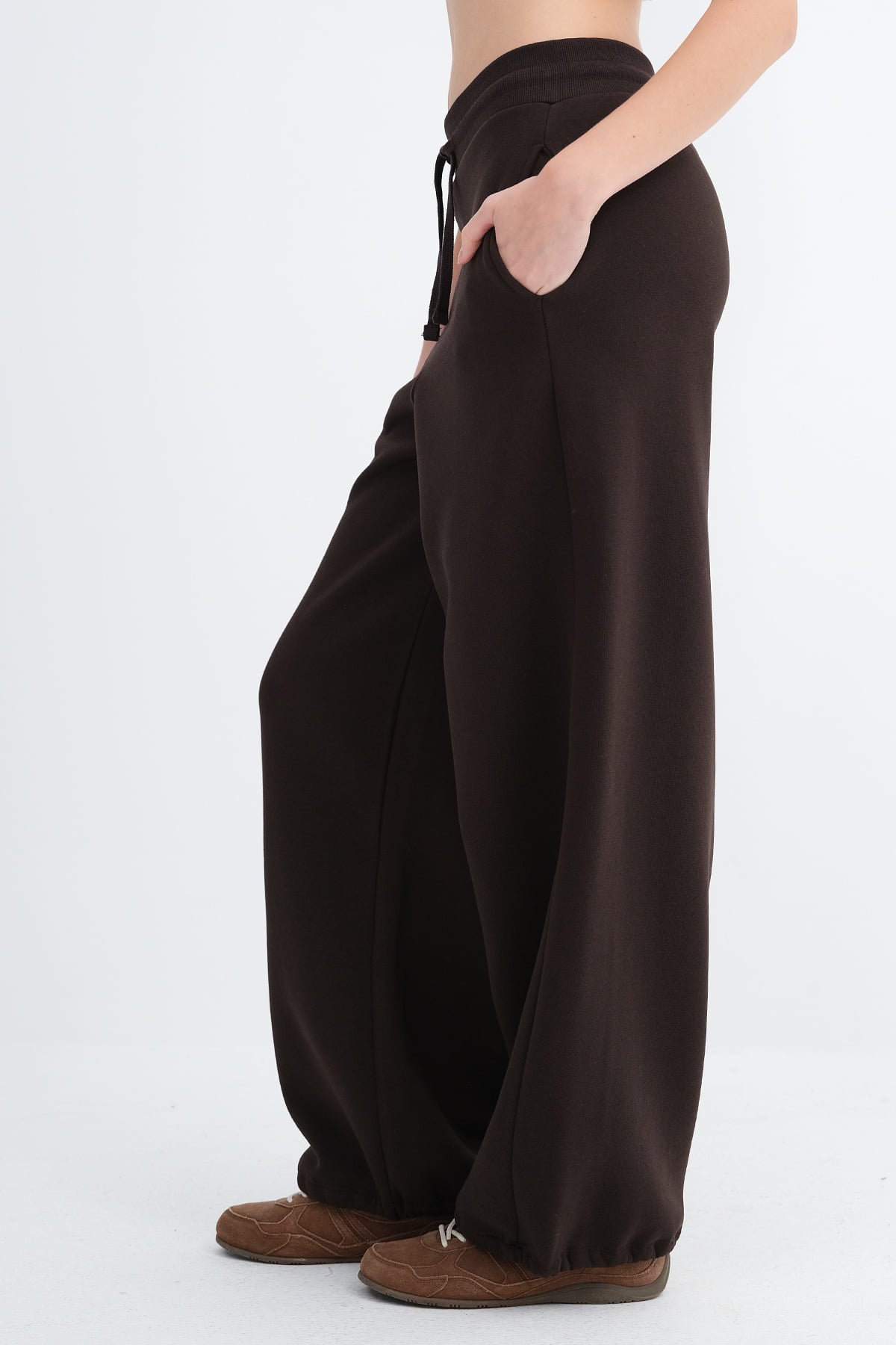 Bitter-Coffee_Elasticated-Hem-Fleece-Joggers-addax