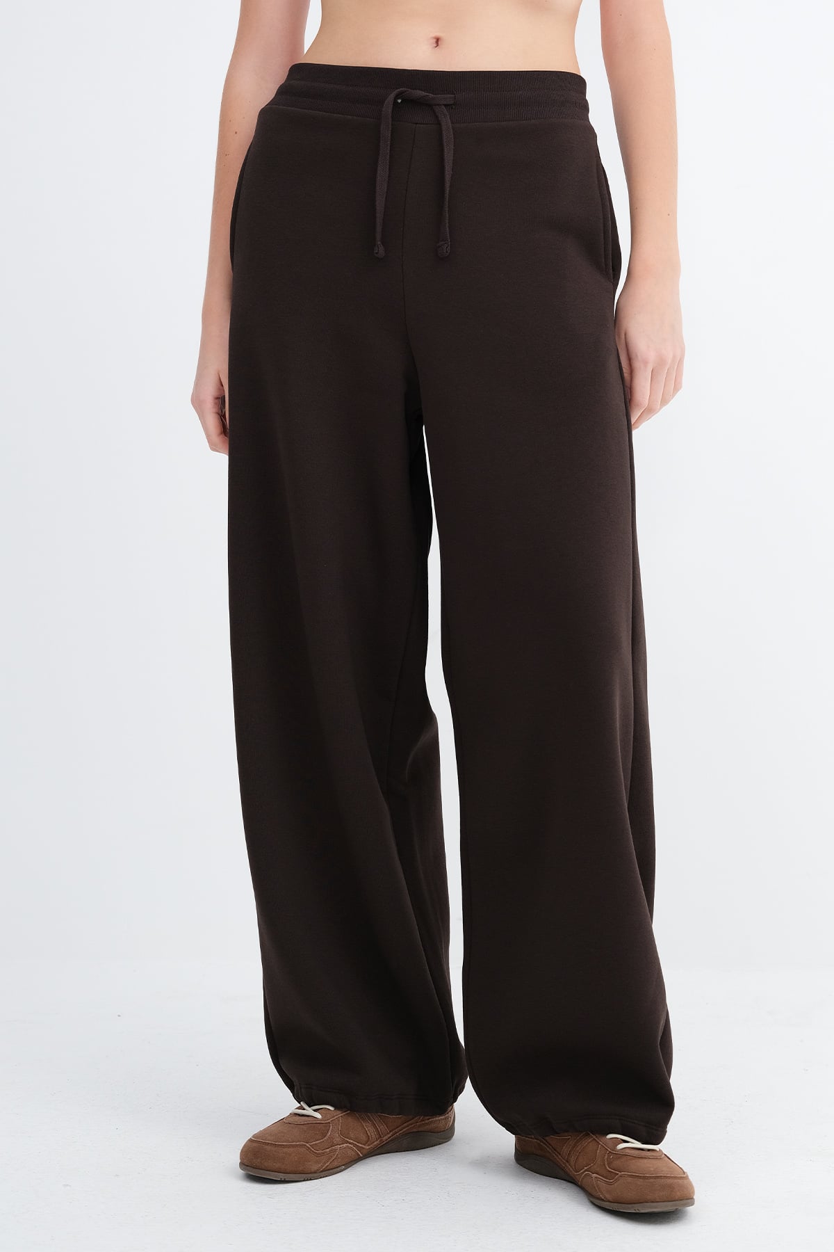 Bitter-Coffee_Elasticated-Hem-Fleece-Joggers-addax