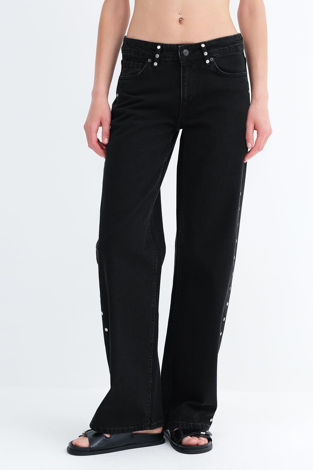 Charcoal_Stud-Detail-Jeans-addax