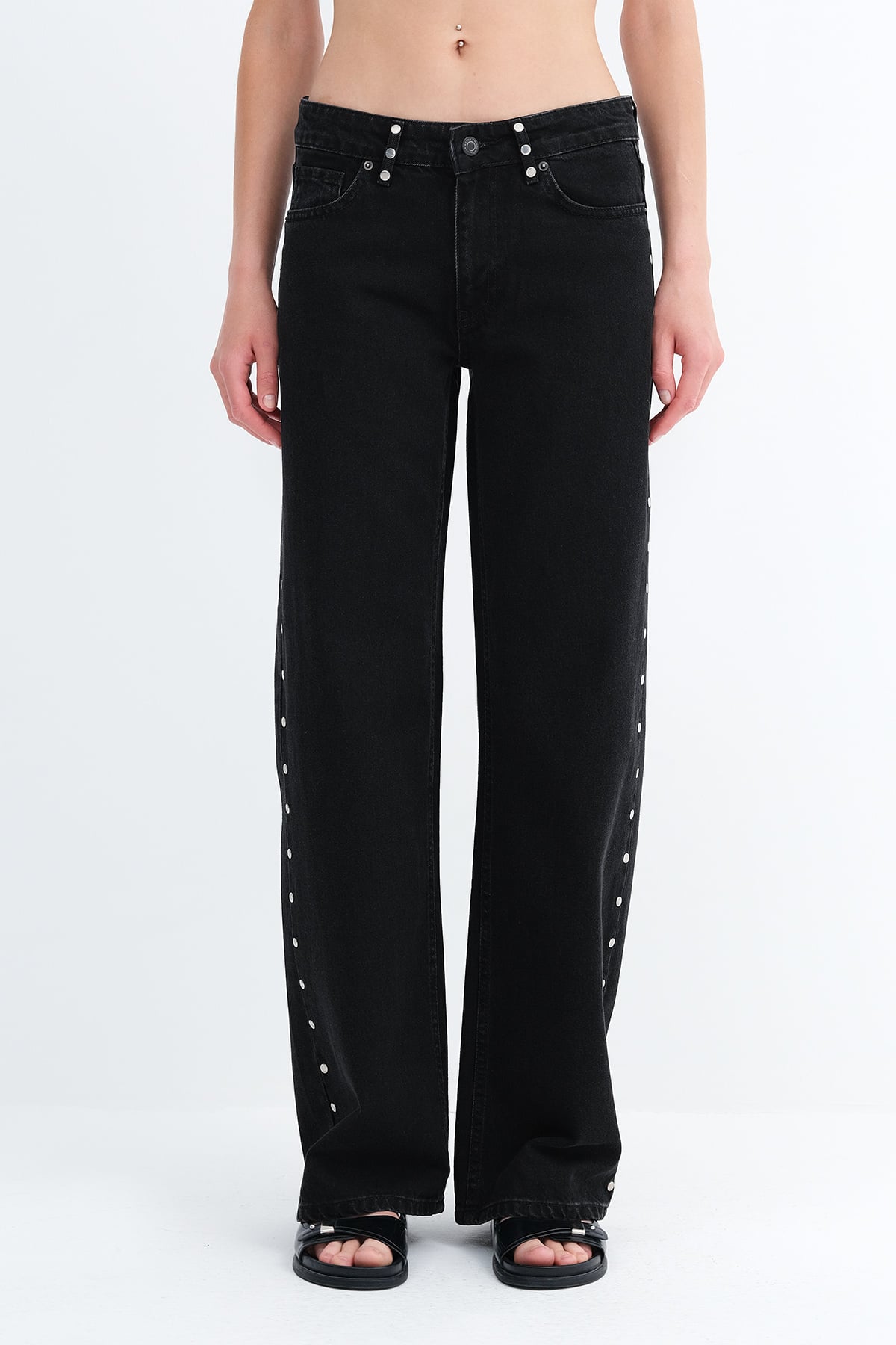 Charcoal_Stud-Detail-Jeans-addax