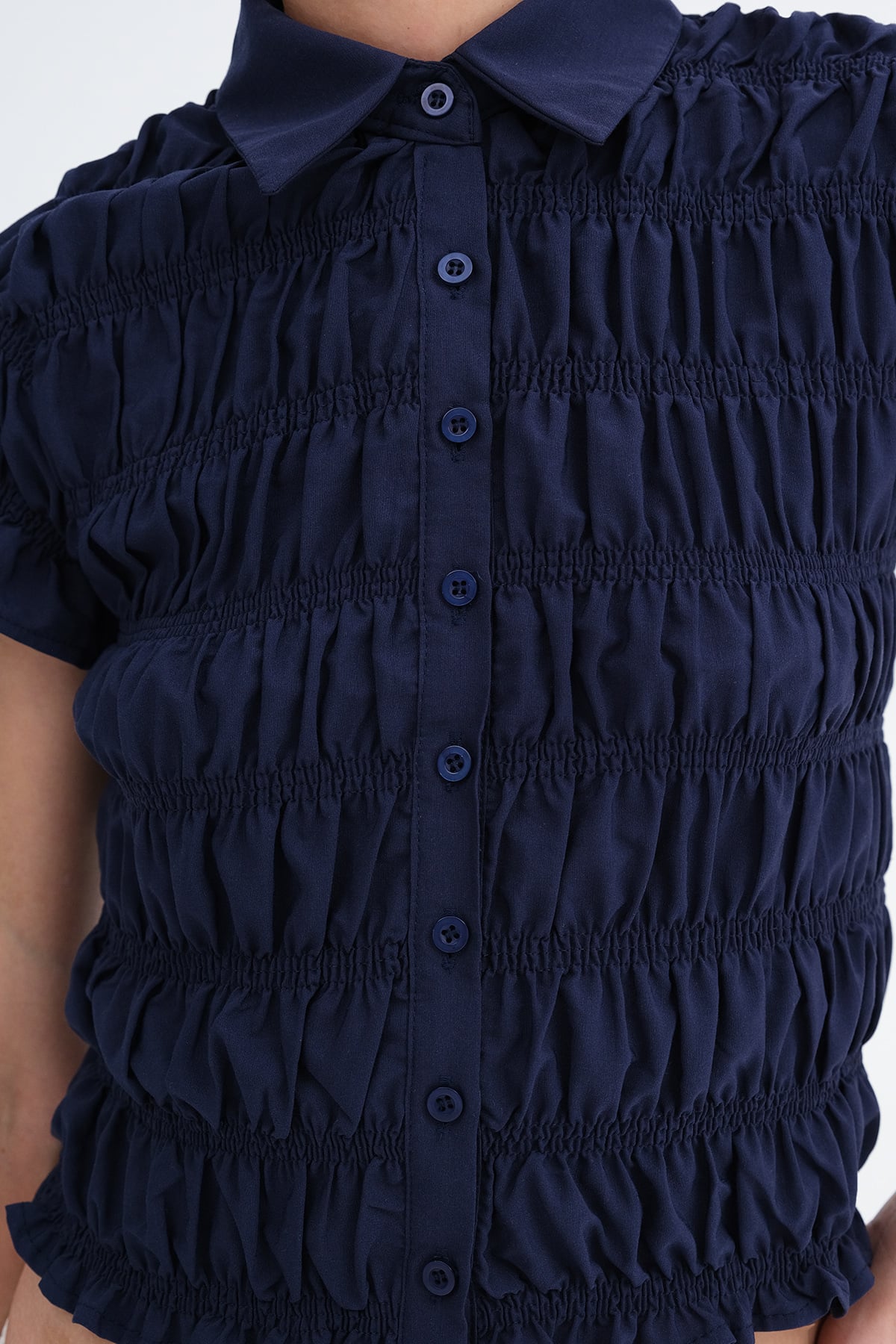 Dark-Night-Blue_Shirred-Detail-Short-Sleeve-Shirt-addax