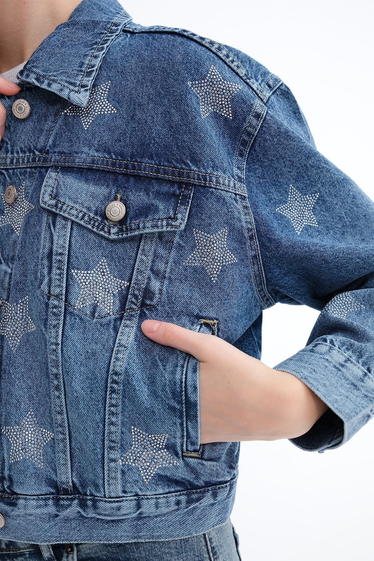 Light-Blue_Star-Rhinestone-Denim-Jacket-addax