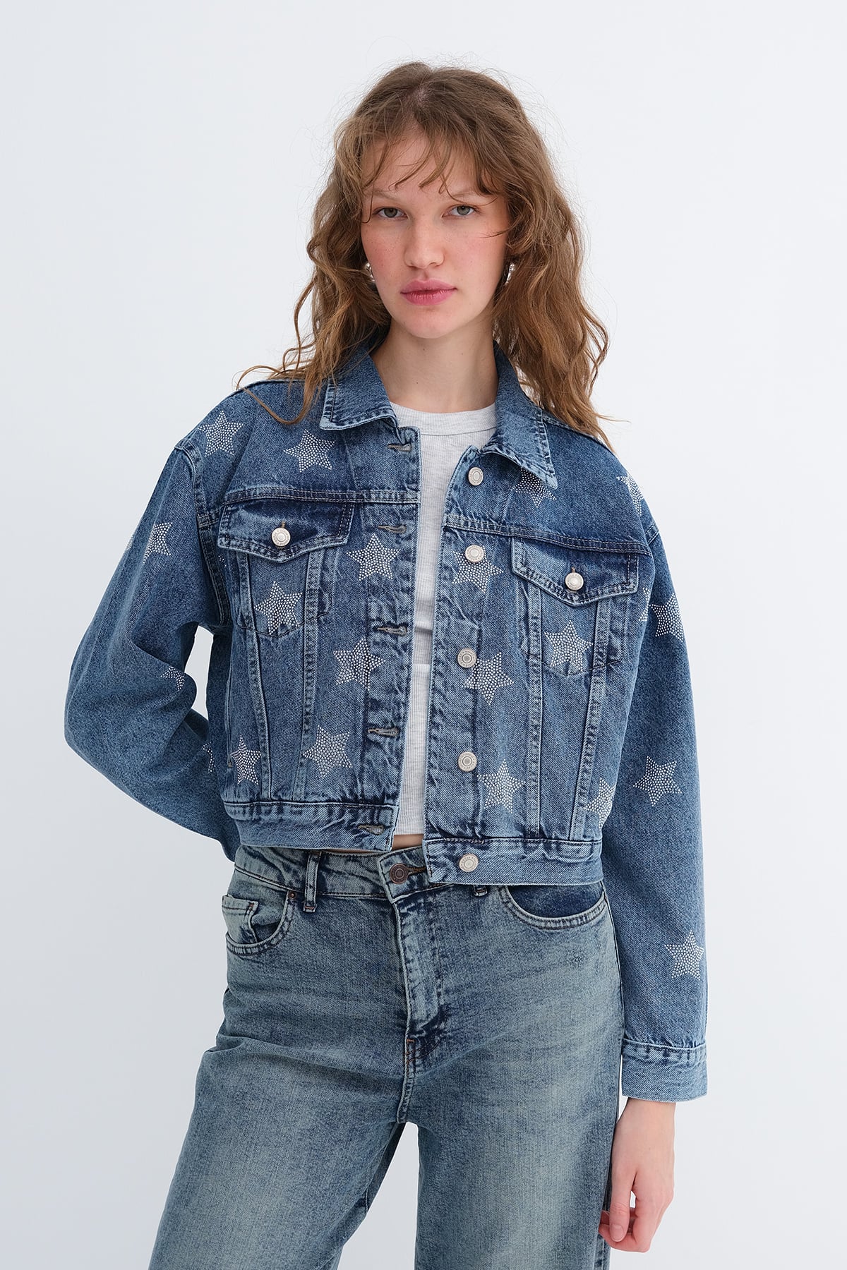 Light-Blue_Star-Rhinestone-Denim-Jacket-addax