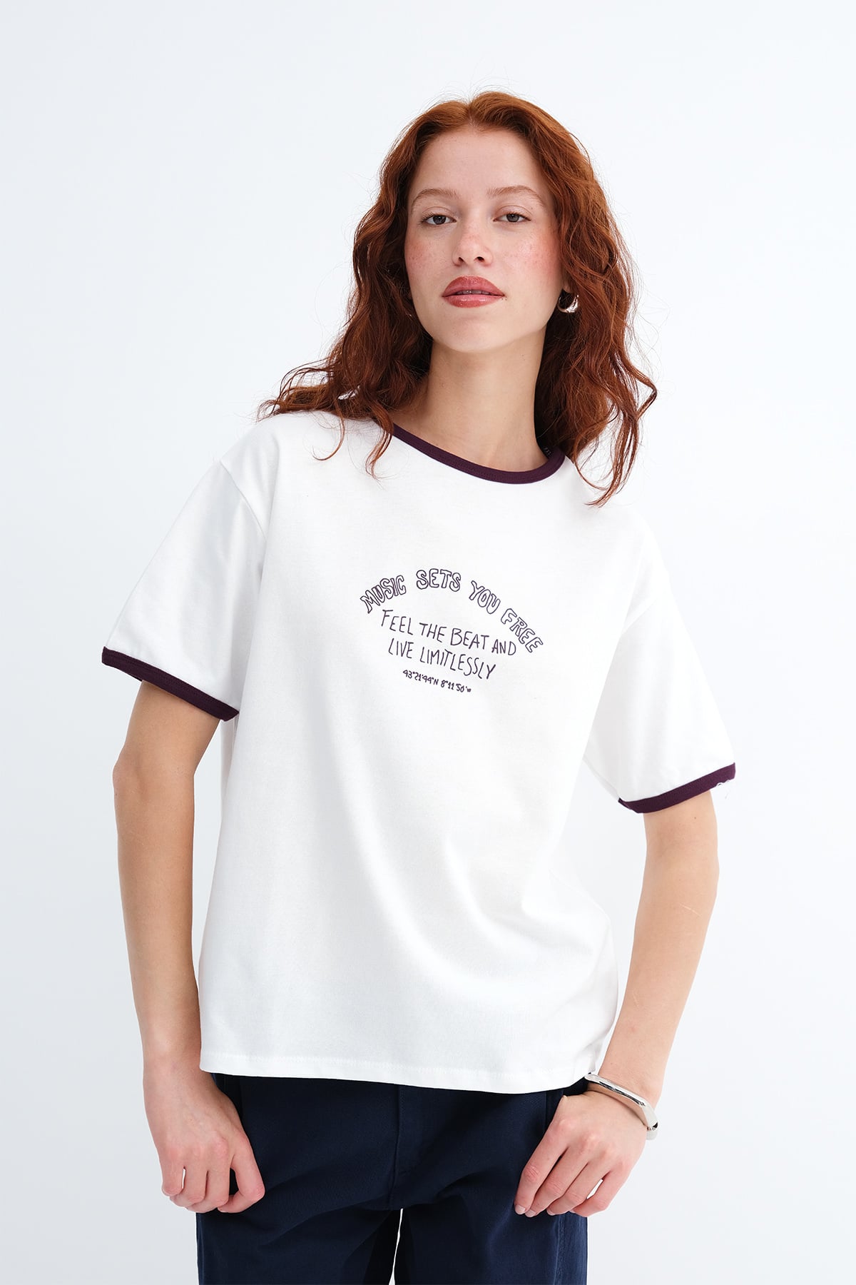 Ecru_Slogan-Print-Crew-Neck-T-Shirt-addax