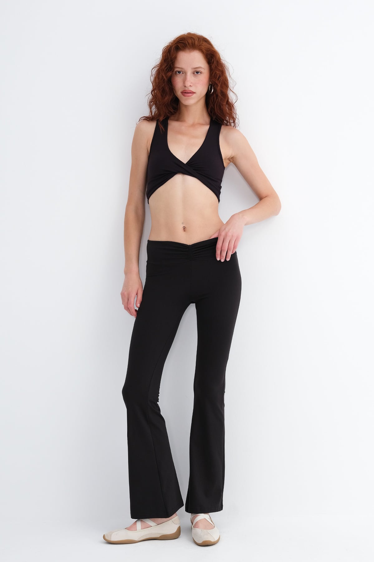 Black_Ruched-Front-Flared-Leggings-addax