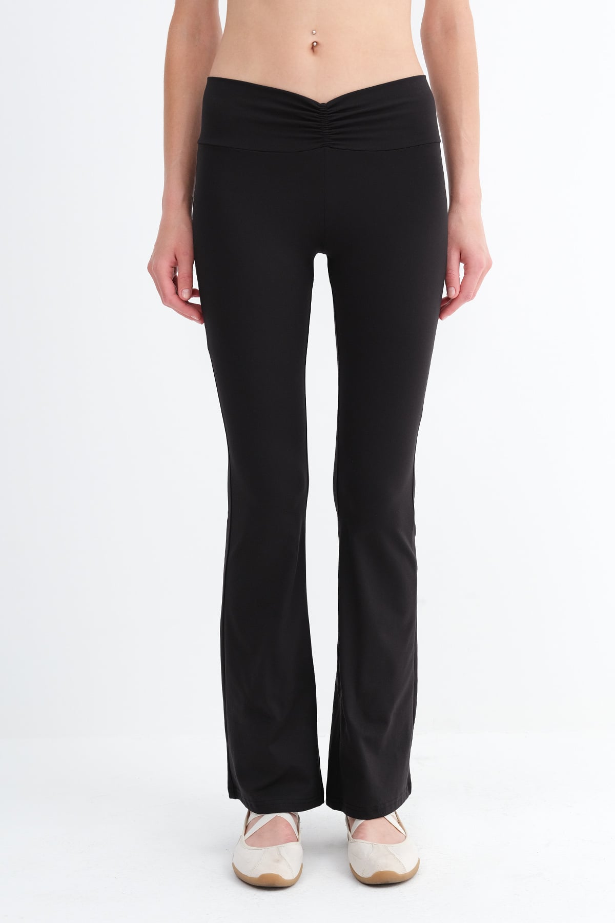 Black_Ruched-Front-Flared-Leggings-addax