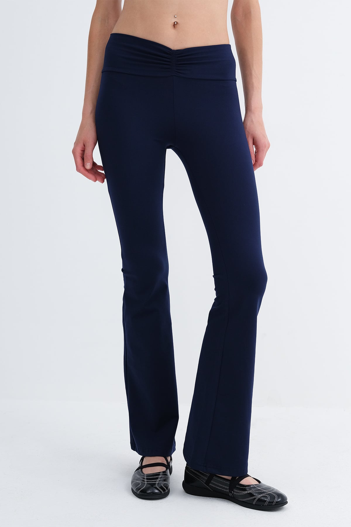 Dark-Night-Blue_Ruched-Front-Flared-Leggings-addax