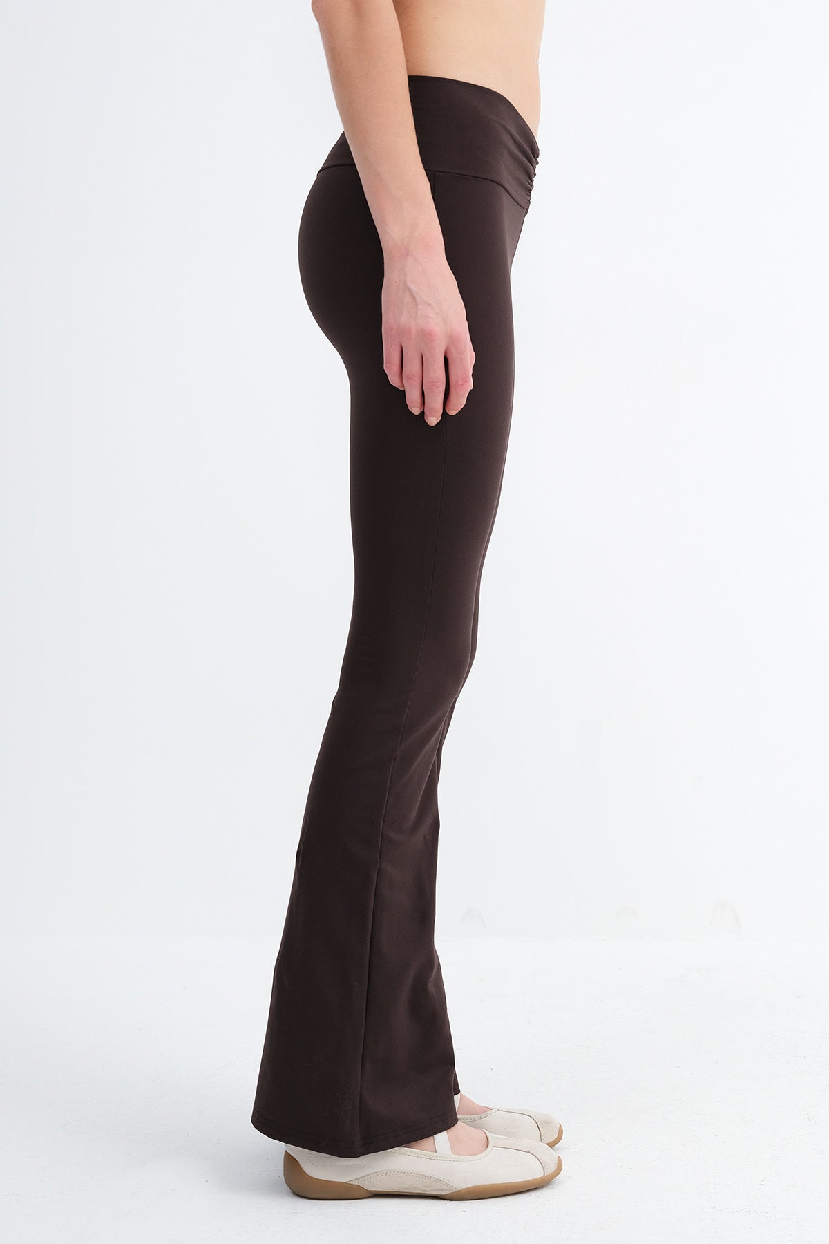 Bitter-Coffee_Ruched-Front-Flared-Leggings-addax