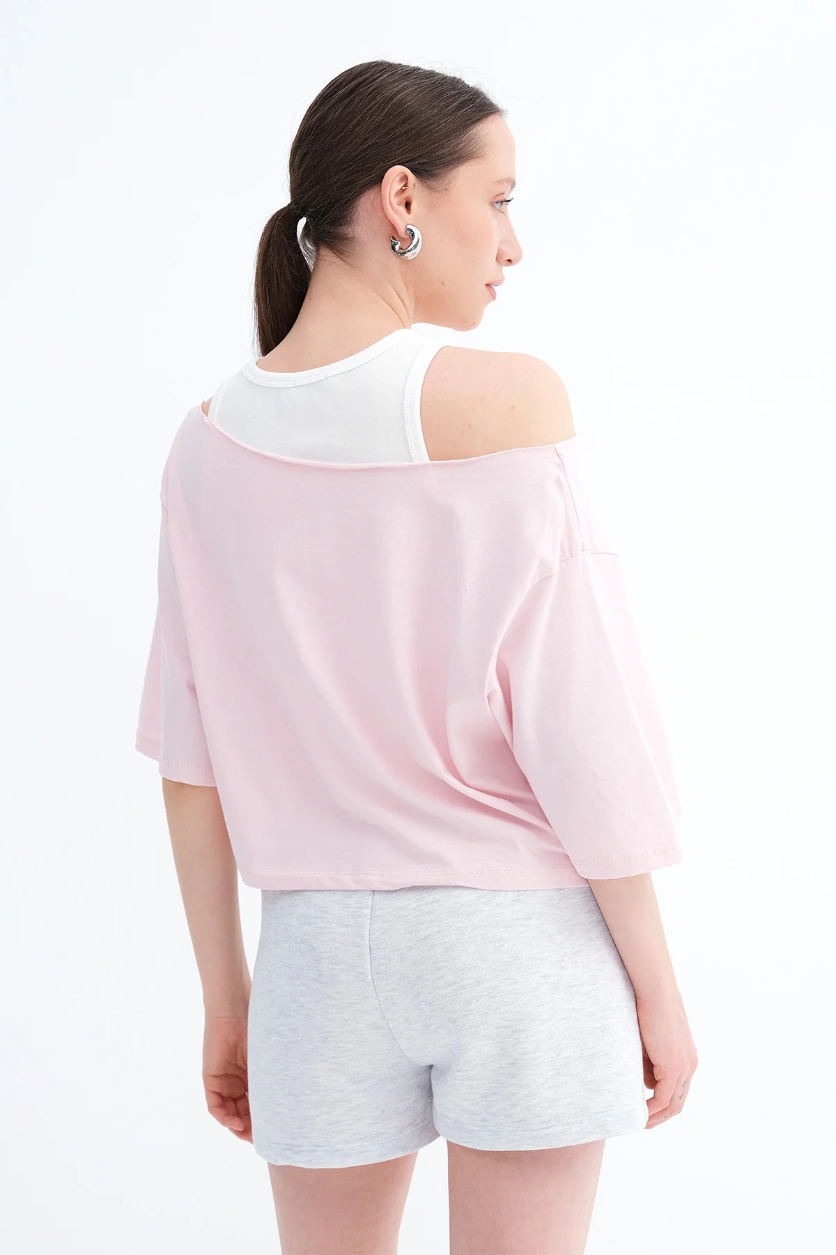 Lotus_Asymmetrical-Cut-T-shirt-addax