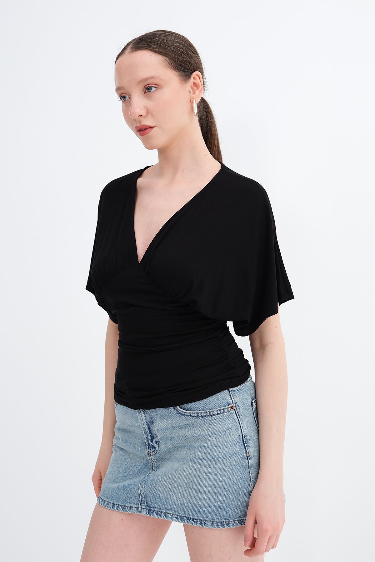 Black_V-Yaka-Büzgülü-Bluz-P0957-addax