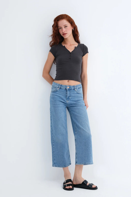 Blue_Wide-Leg-Denim-Jeans-addax