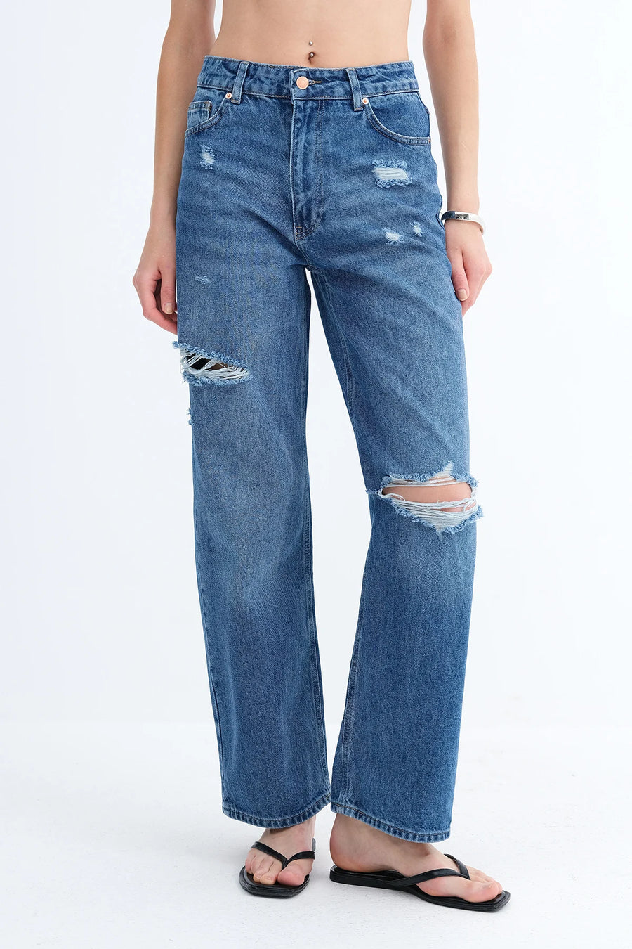 Blue_Ripped-Denim-Jeans-addax