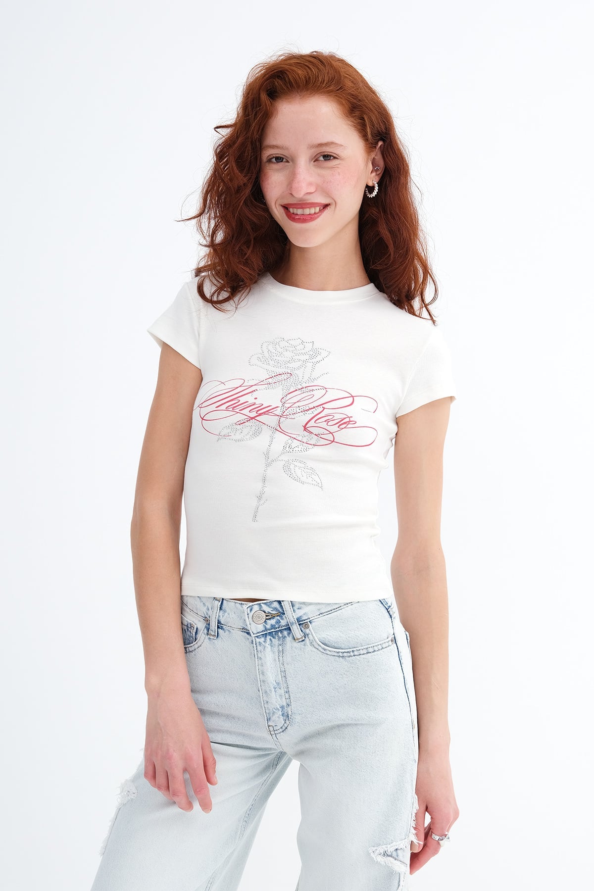 Ecru_Kısa-Kollu-Taşlı-T-shirt-P9039-addax