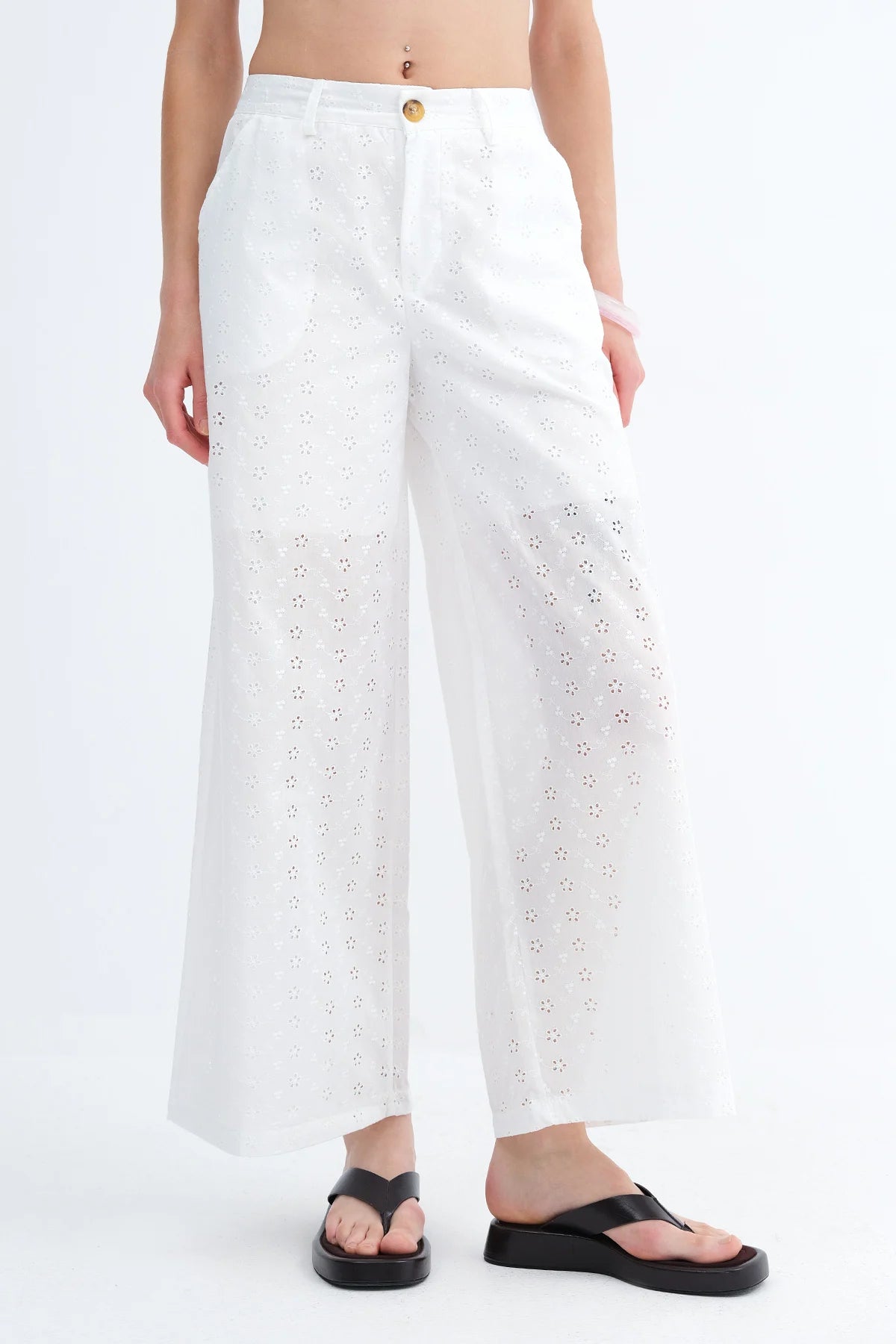 Ecru_Broderie-Wide-Leg-Trousers-addax