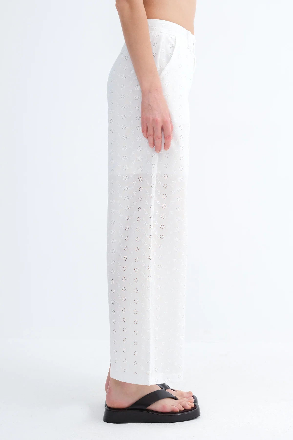 Ecru_Broderie-Wide-Leg-Trousers-addax