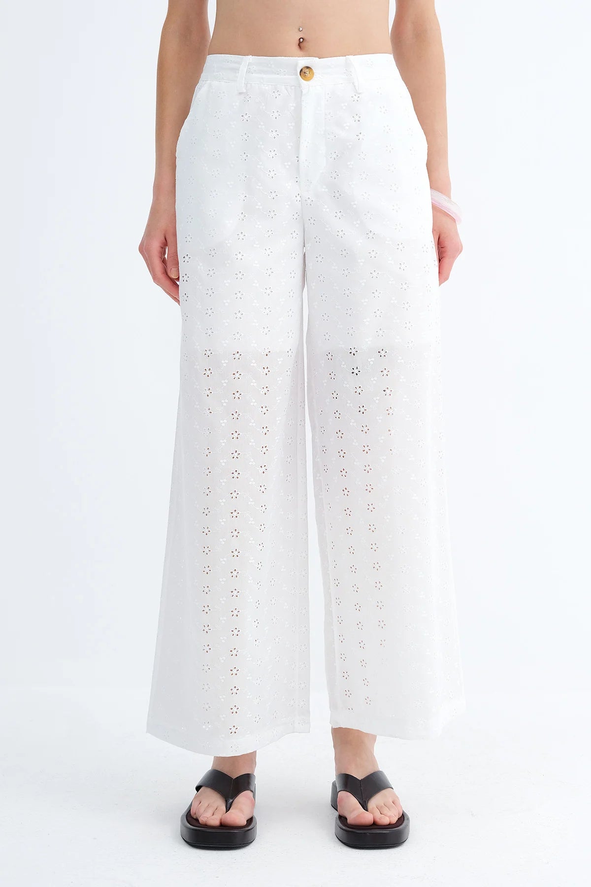 Ecru_Broderie-Wide-Leg-Trousers-addax