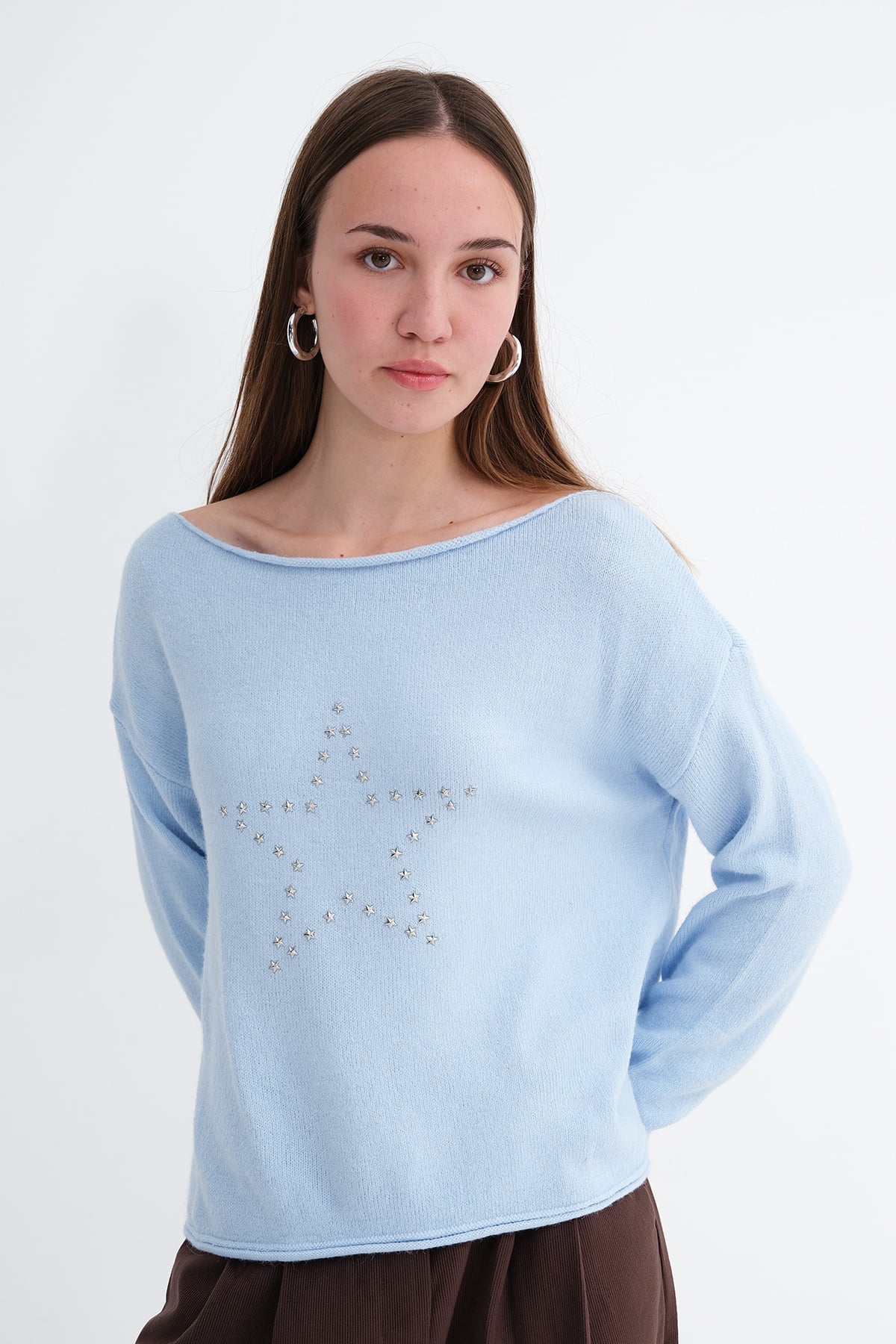 Ice-Blue_Star-Rhinestone-Knit-Sweater-addax
