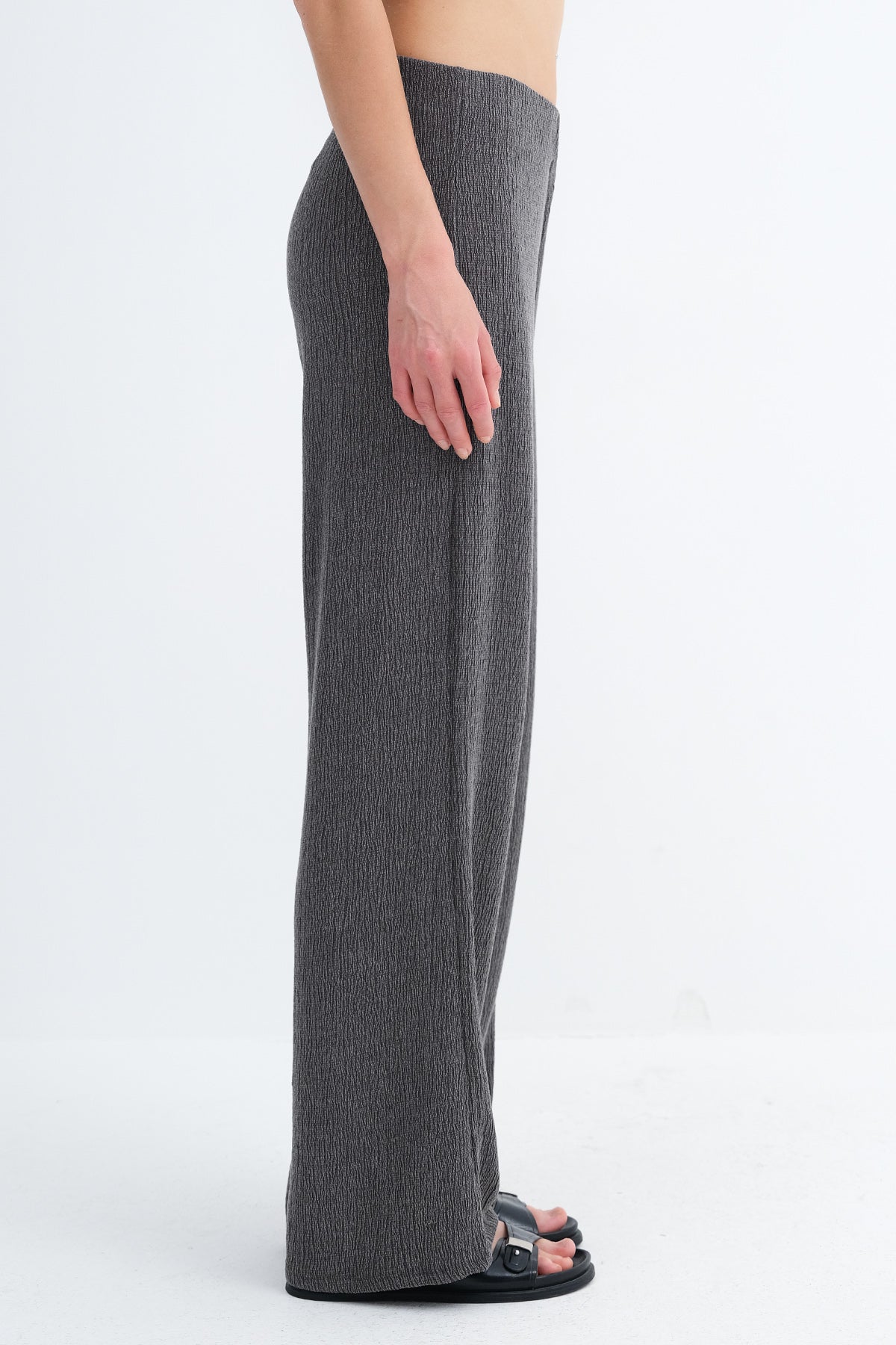 Charcoal_Elastic-Waist-Wide-Leg-Trousers-addax