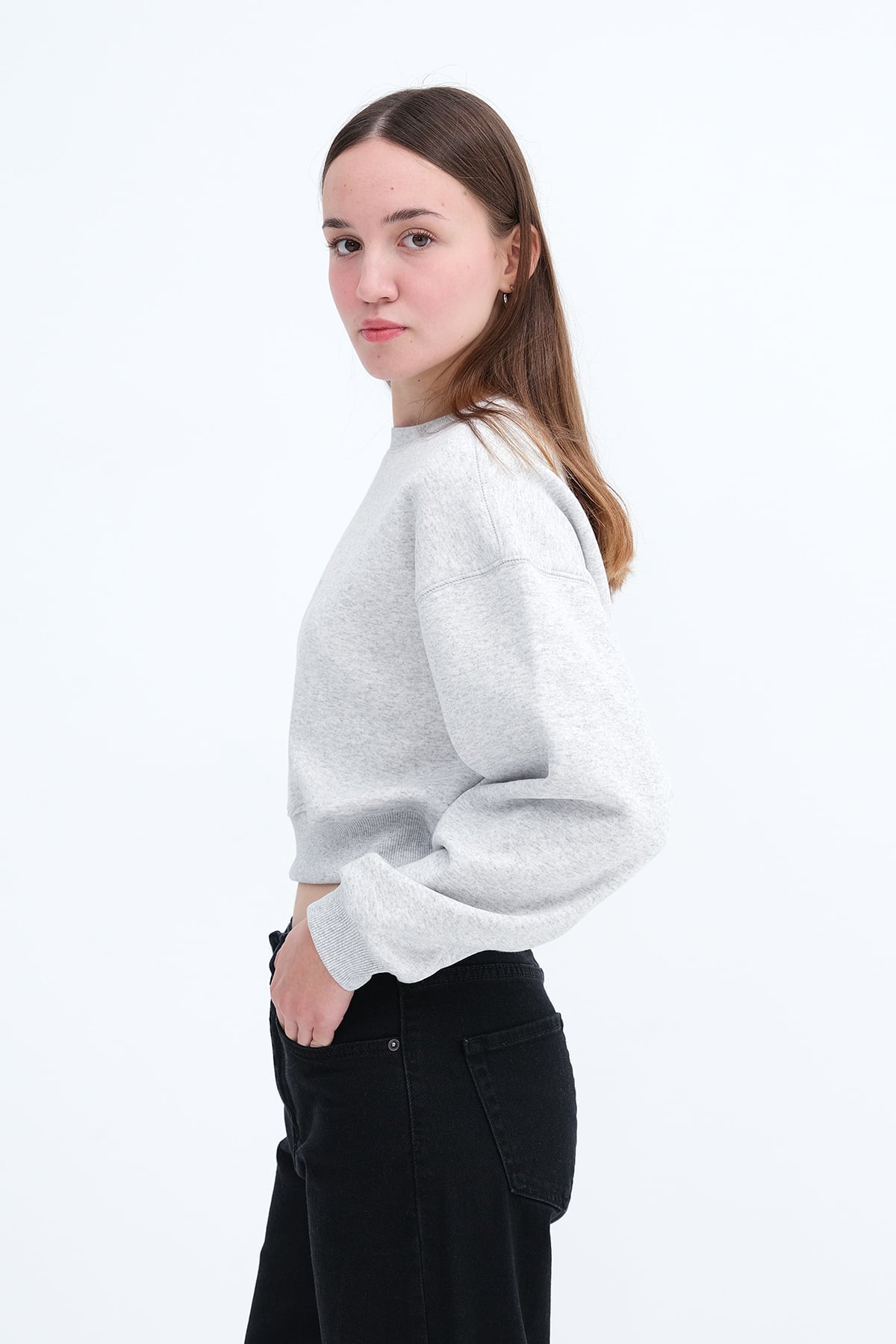 Snow-Melange_Brushed-Crew-Neck-Sweatshirt-addax