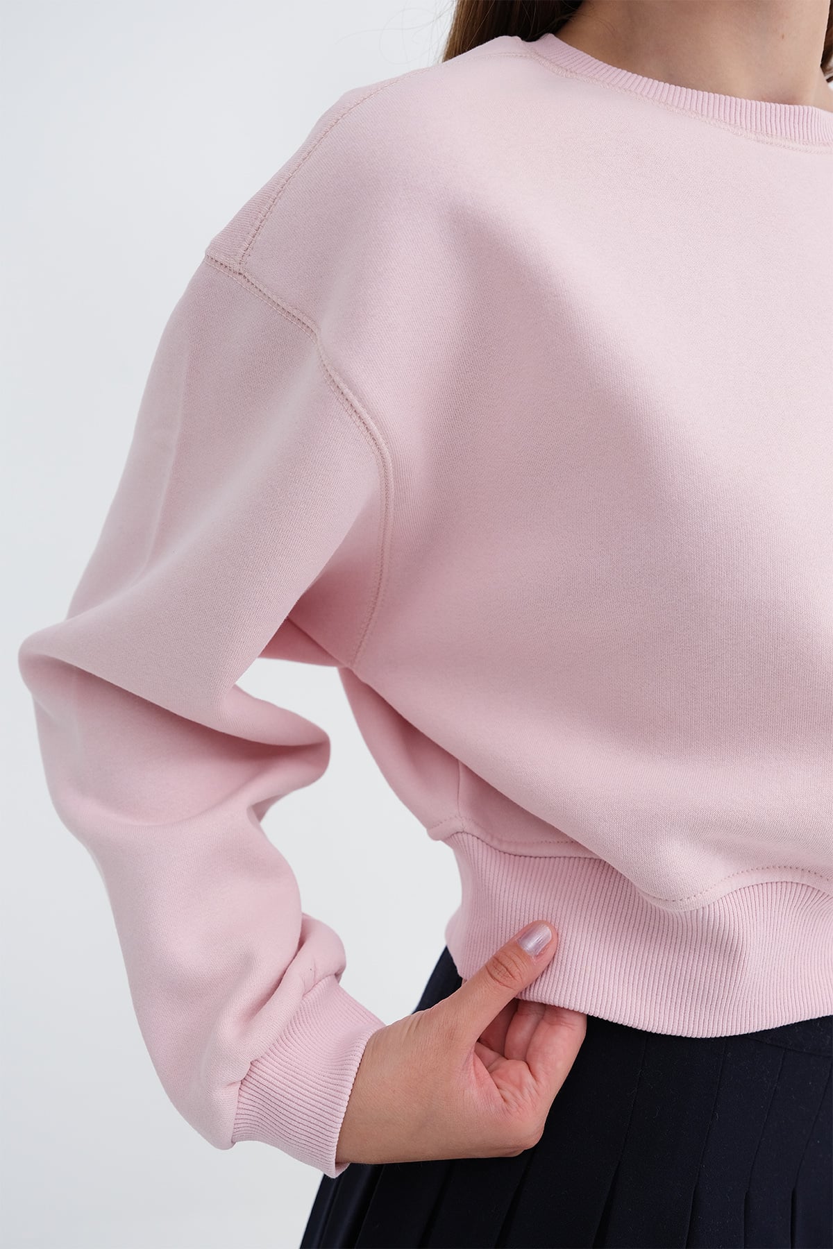 Lotus_Brushed-Crew-Neck-Sweatshirt-addax