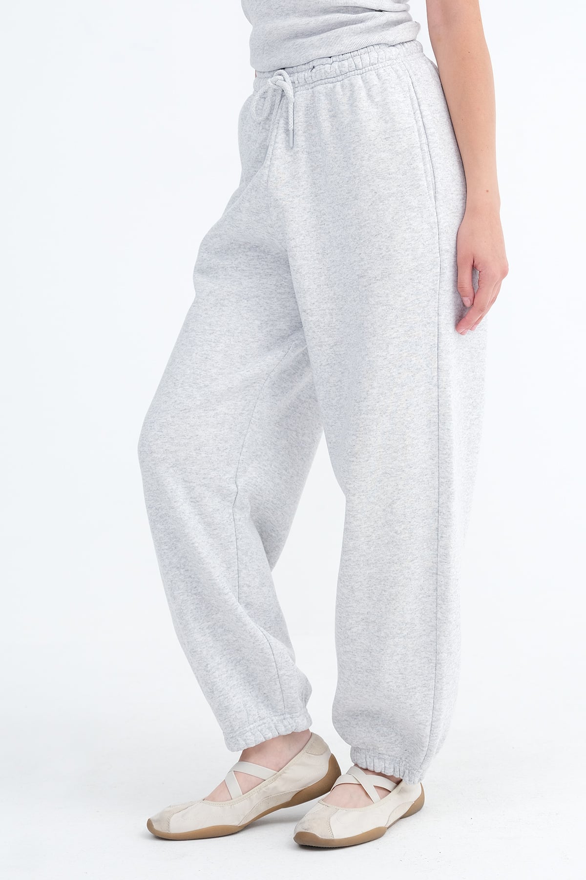 Snow-Melange_Cuffed-Fleece-Sweatpants-addax