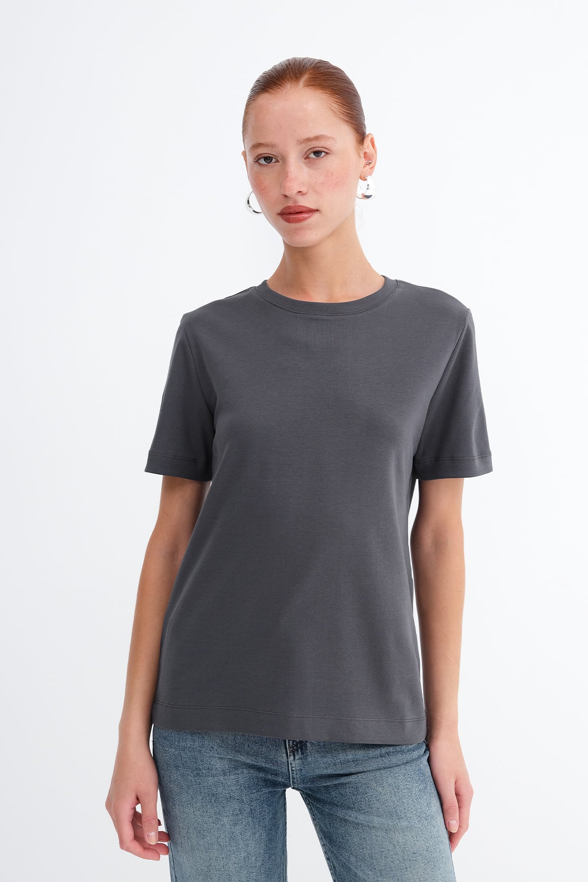L.Charcoal_Crew-Neck-Basic-T-Shirt-addax