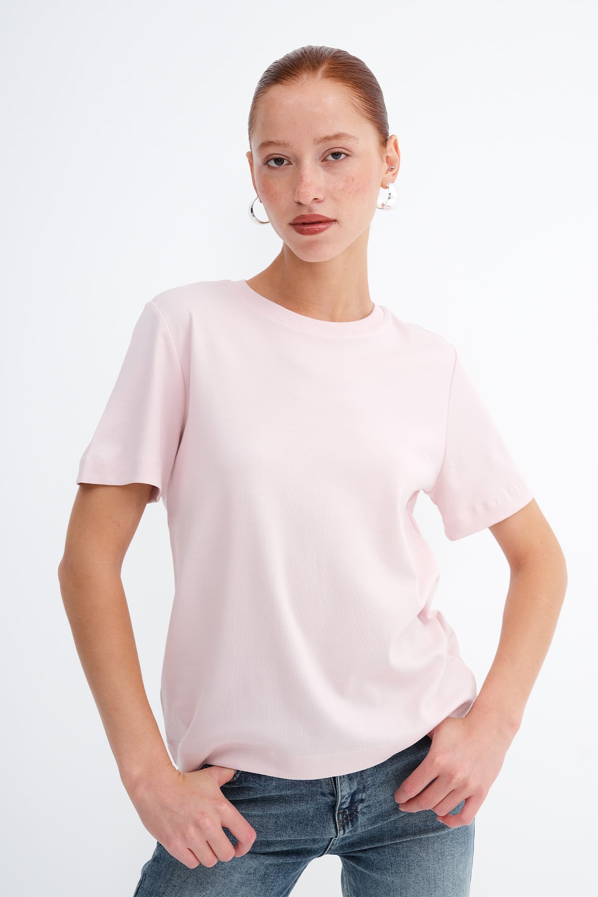 Lotus_Crew-Neck-Basic-T-Shirt-addax