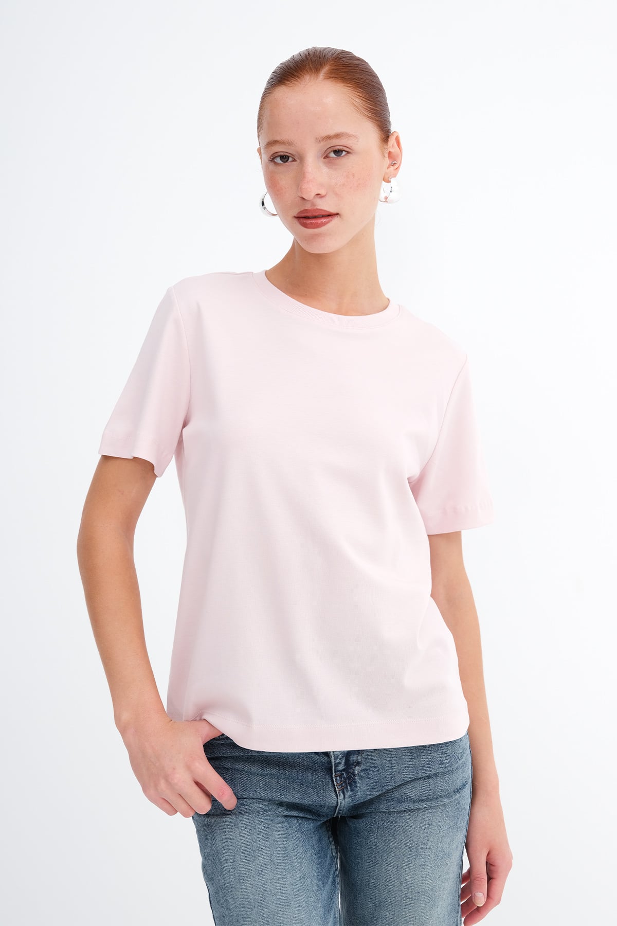Lotus_Crew-Neck-Basic-T-Shirt-addax