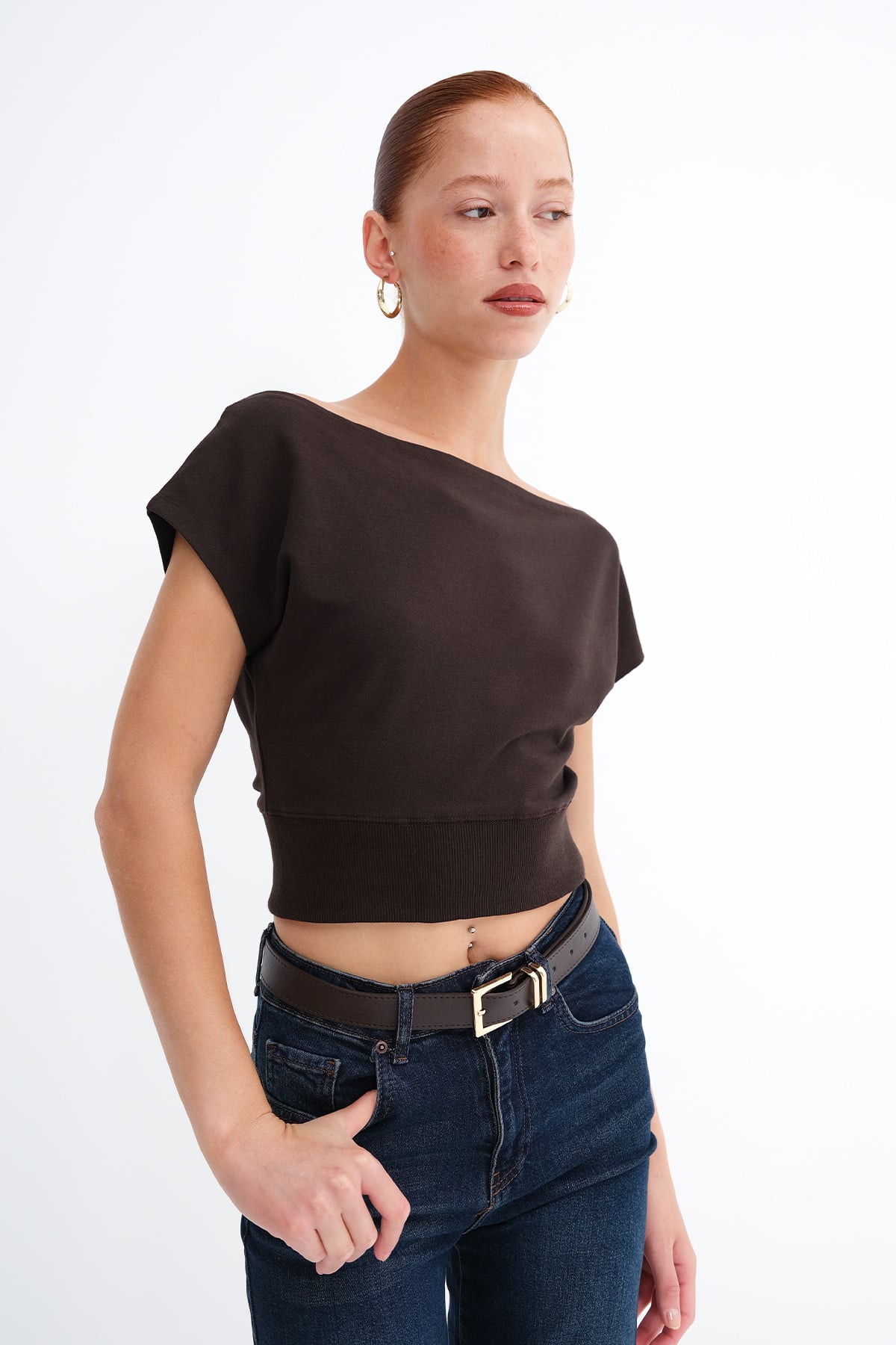 Bitter-Coffee_Boat-Neck-Crop-T-Shirt-addax