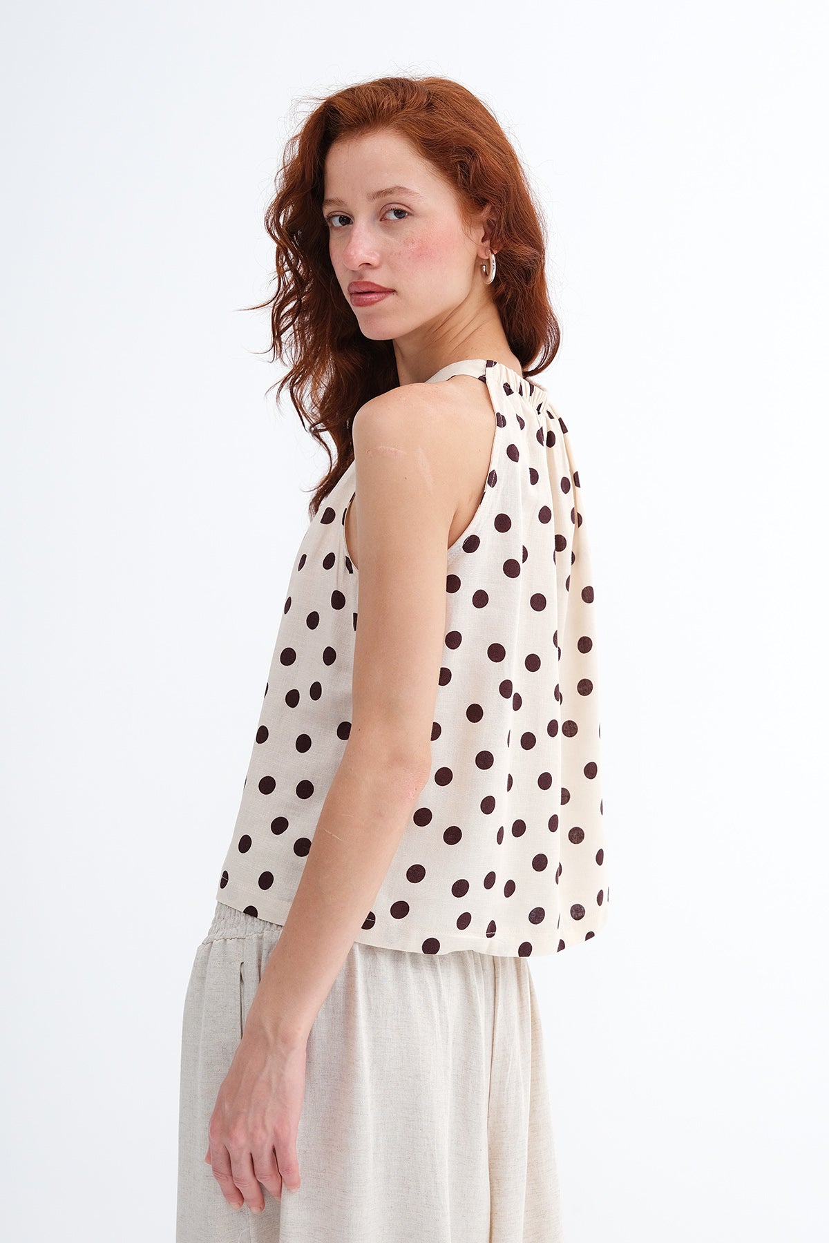 Polka-Dot_Sleeveless-Neckline-Blend-Blouse-addax
