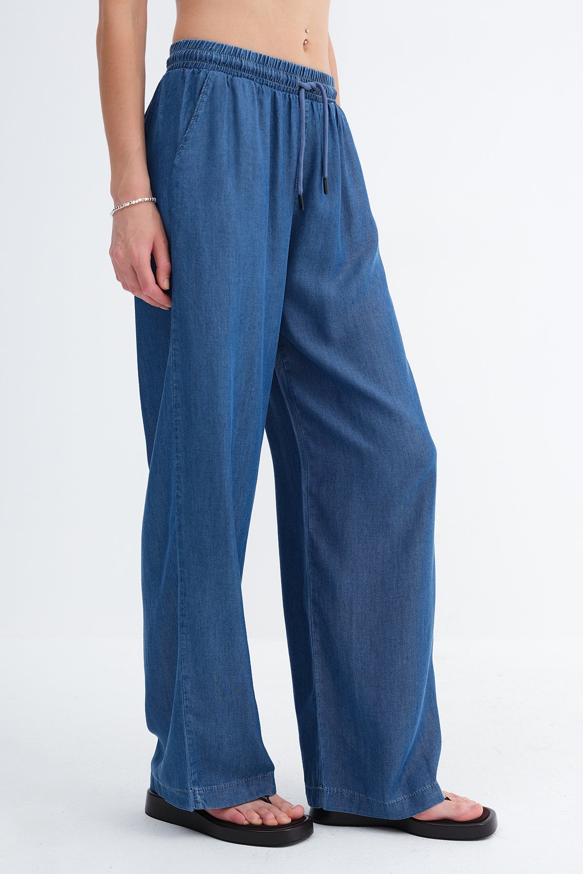 Night-Blue_Elastic-Waist-Trousers-addax