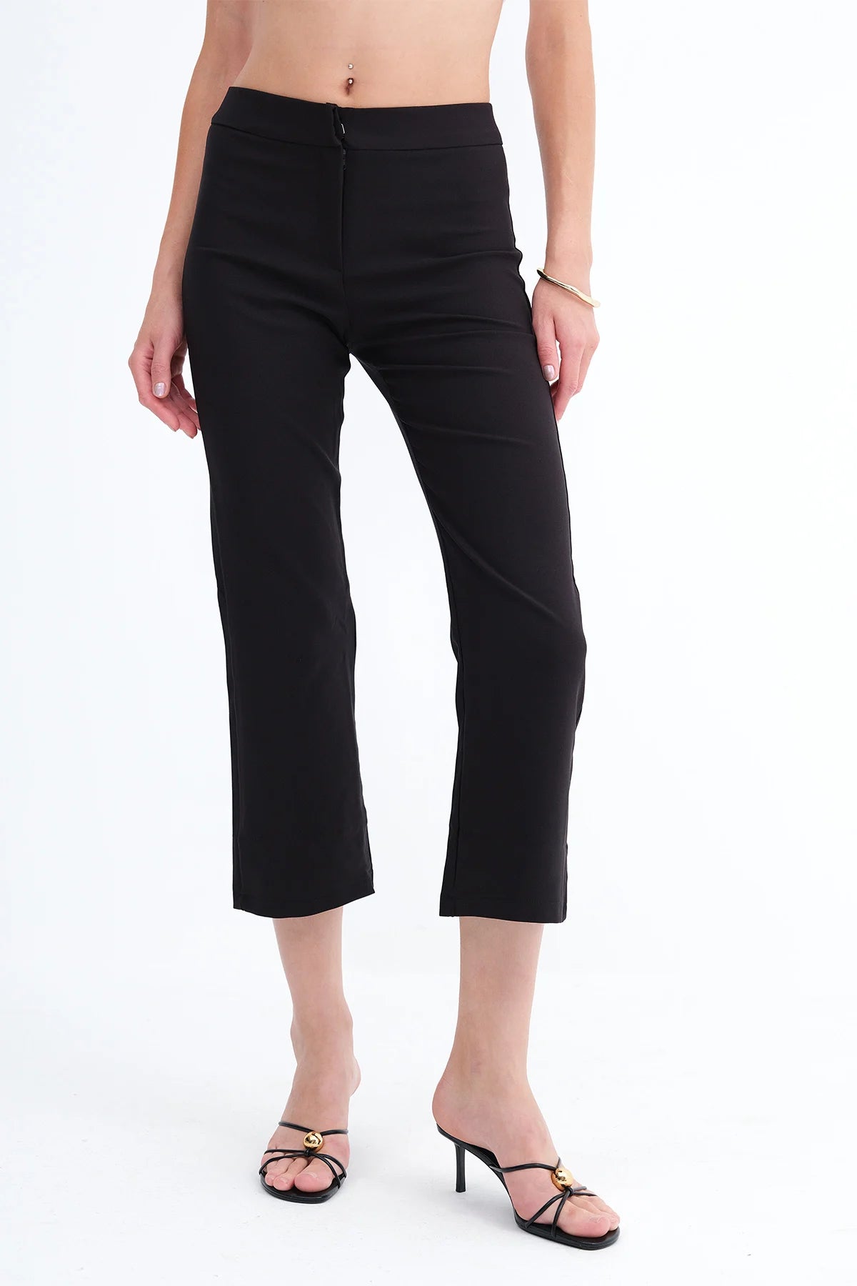 Black_Elastic-Waist-Pants-addax